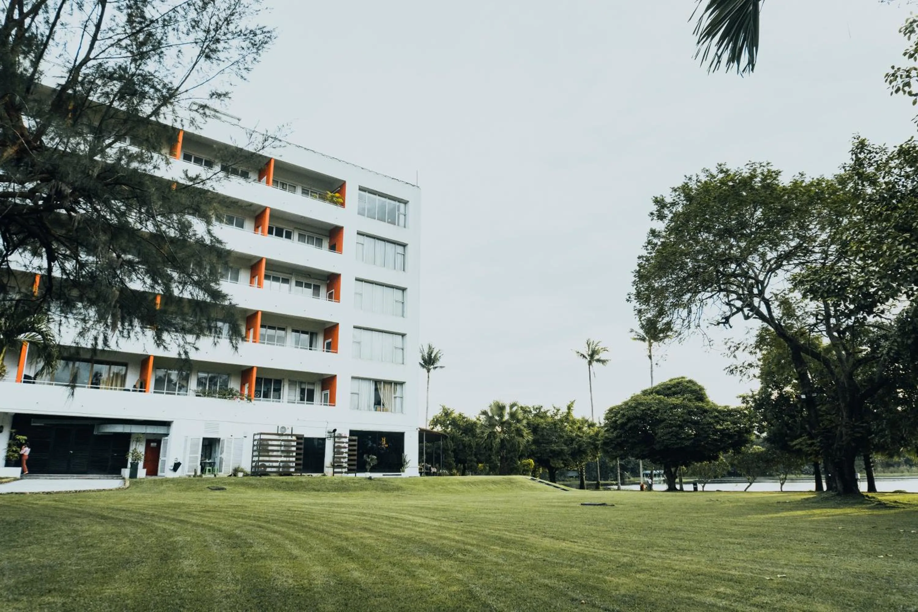 Property building in Inya Lake Hotel Yangon