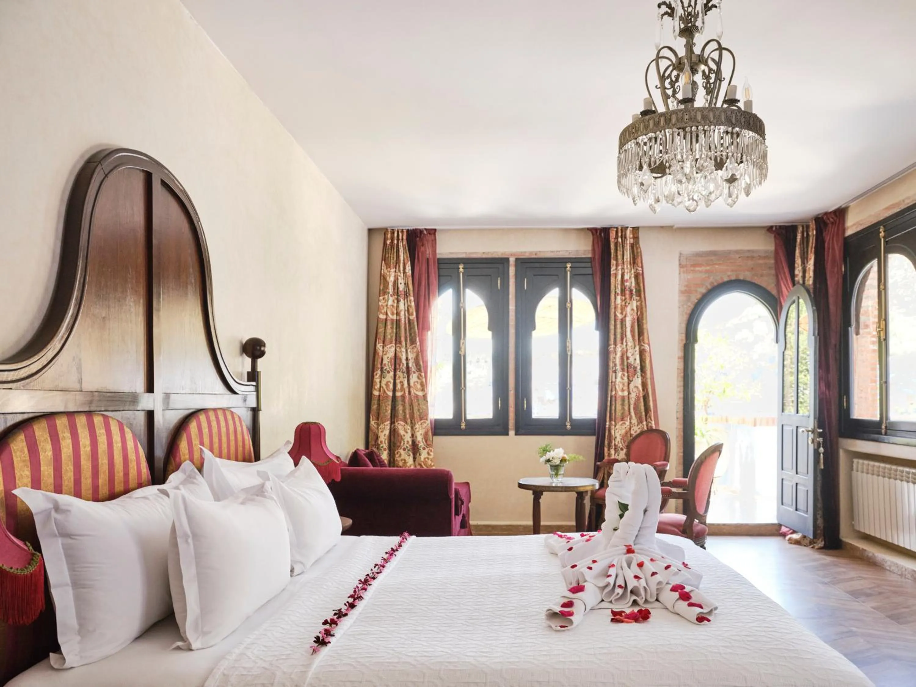 Living room, Bed in Dar Jasmine