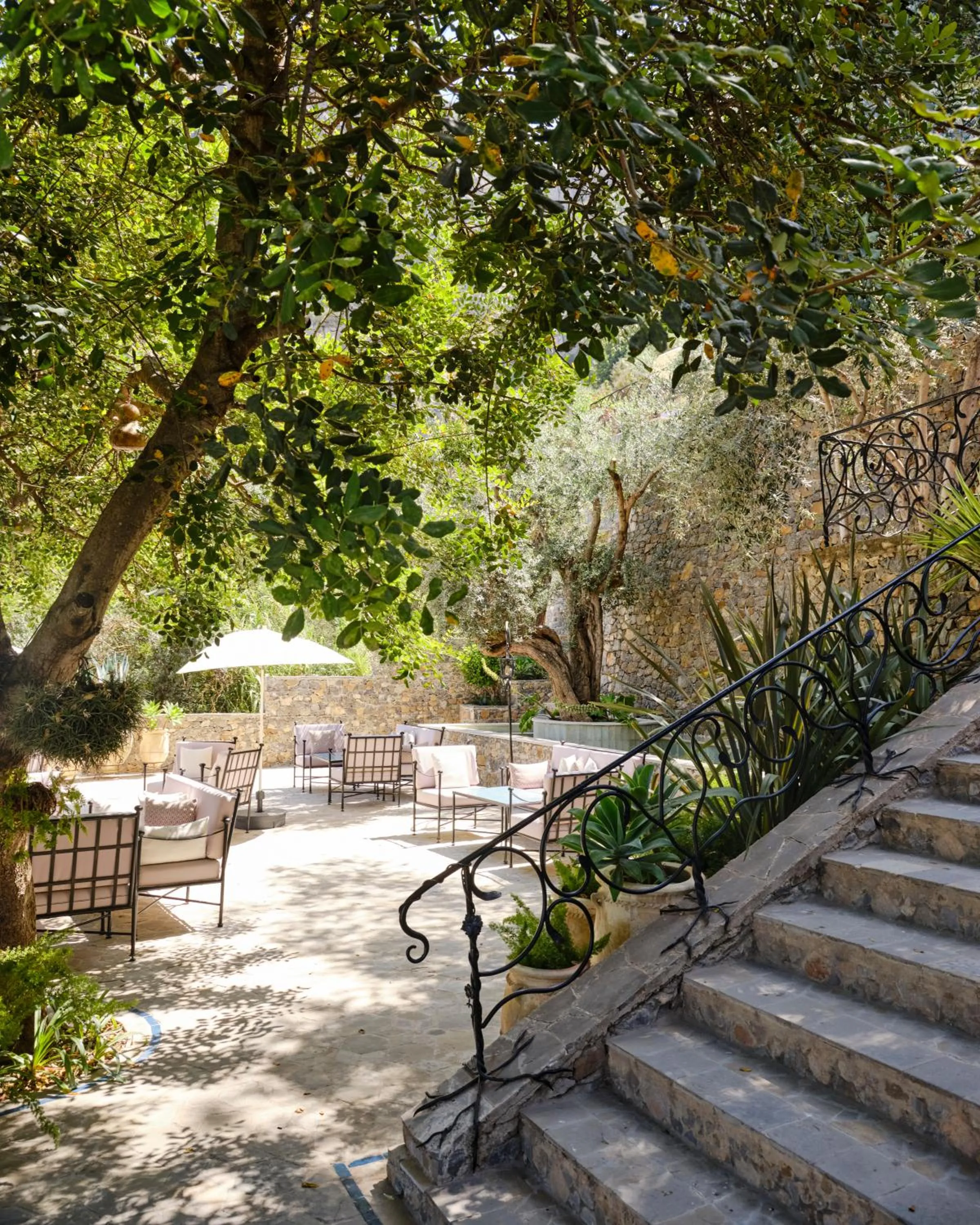 Restaurant/places to eat in Dar Jasmine