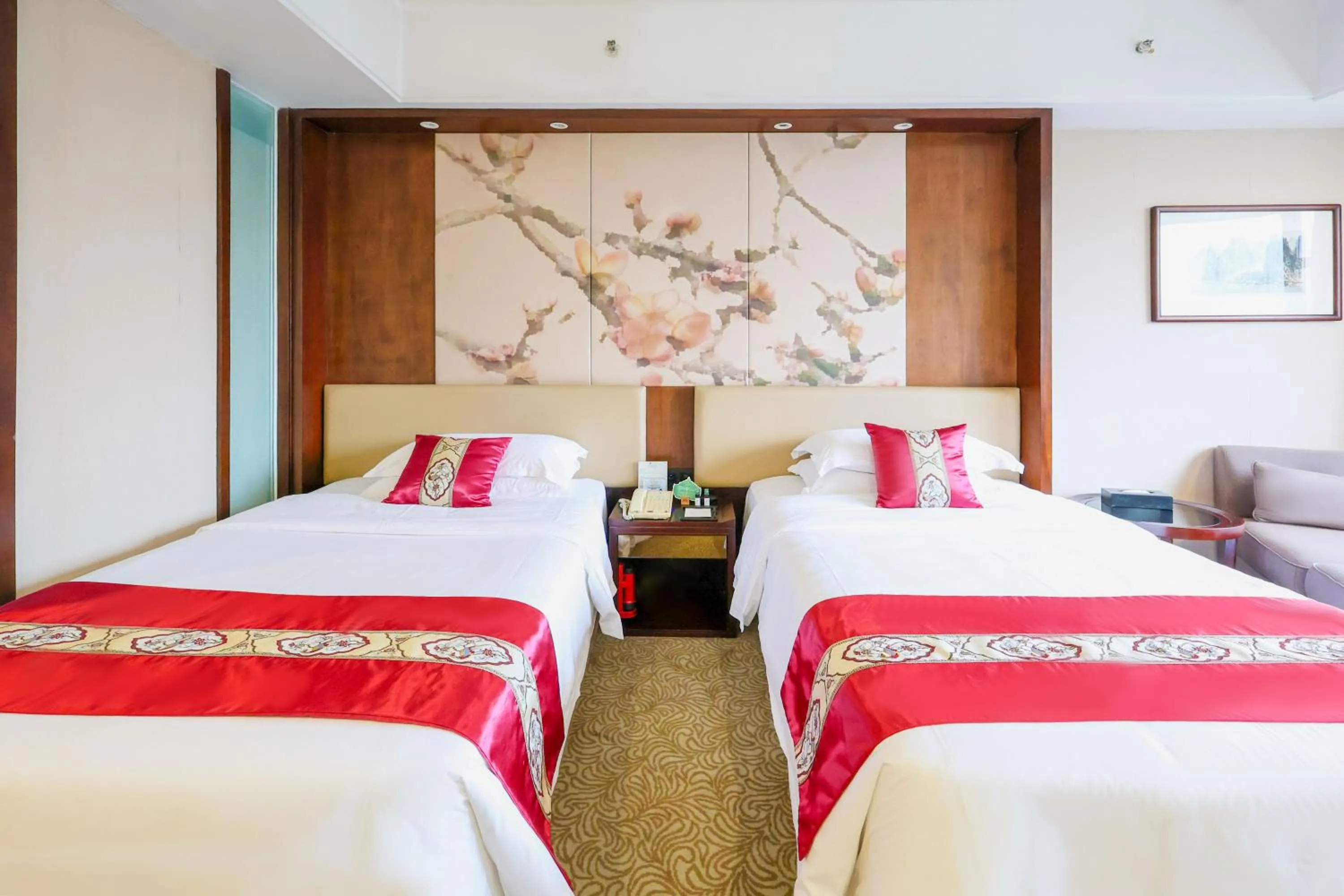 Bed in Guangdong Yingbin Hotel