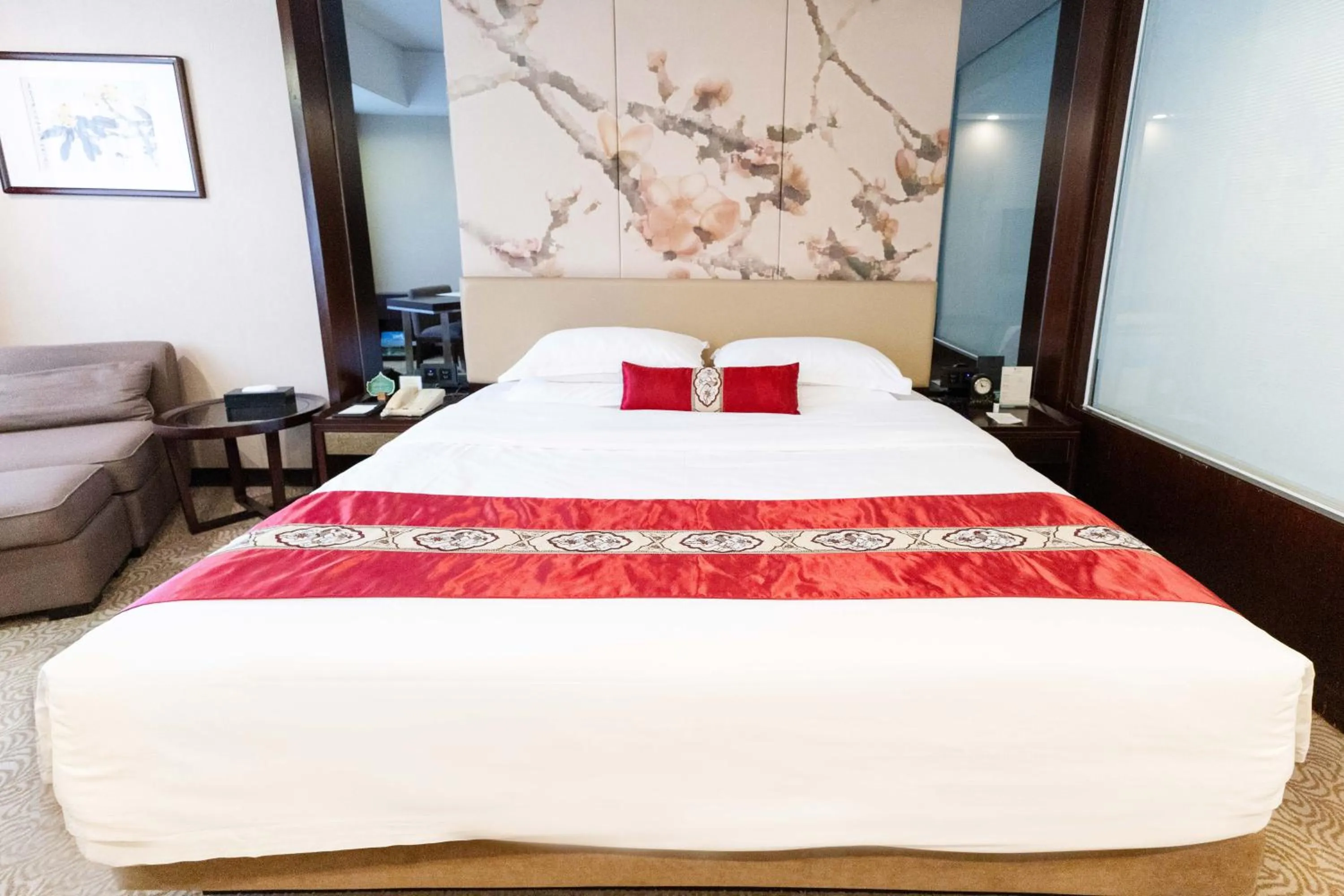 Bed in Guangdong Yingbin Hotel