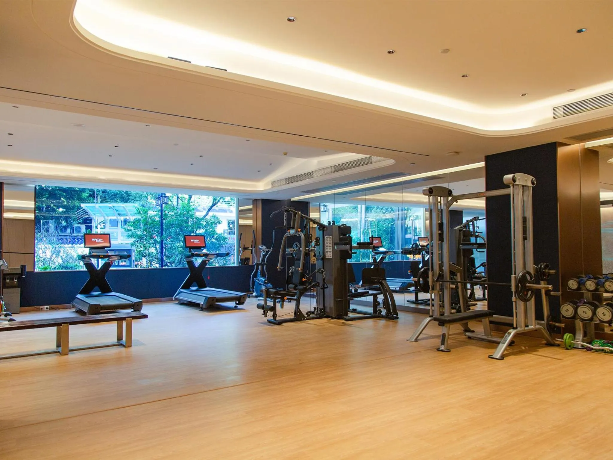 Fitness centre/facilities in Guangdong Yingbin Hotel