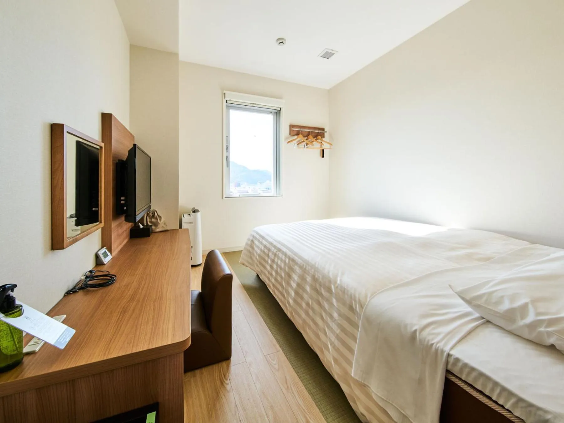 Bed in Super Hotel Mihara Ekimae