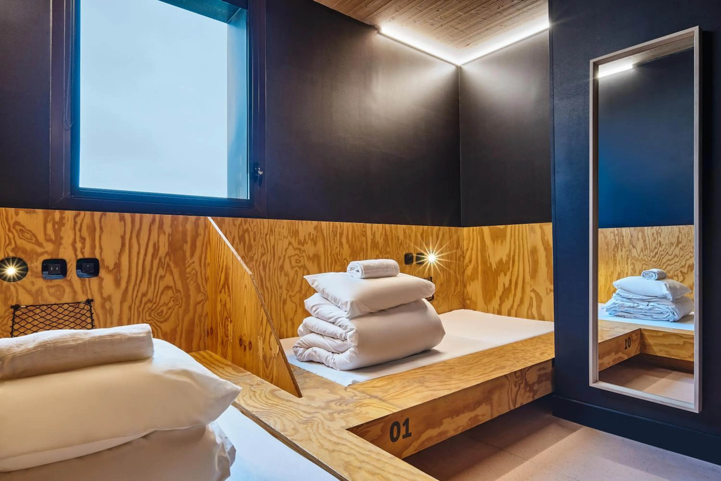 Bed in JO&JOE Paris Gentilly - Auberge de Jeunesse