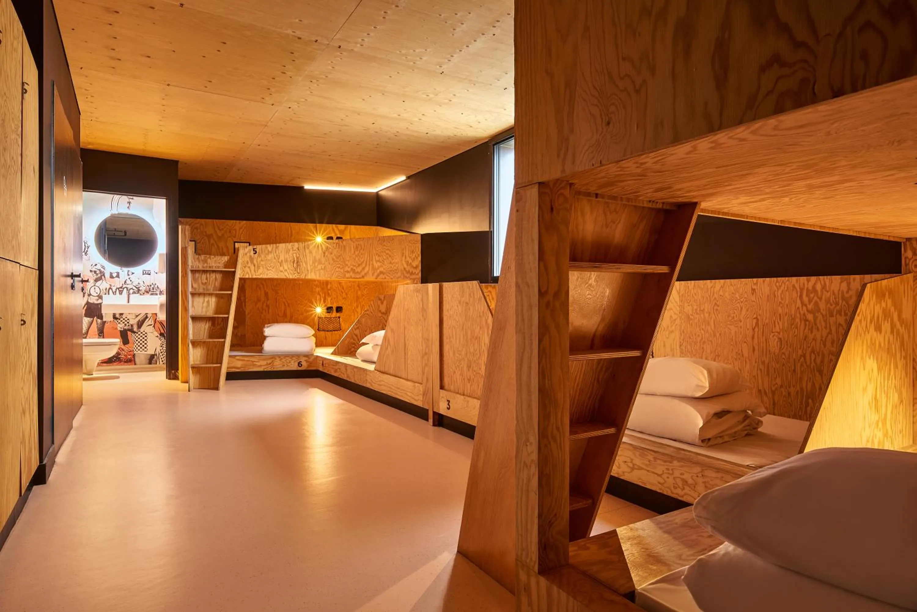 Bed in JO&JOE Paris Gentilly - Auberge de Jeunesse