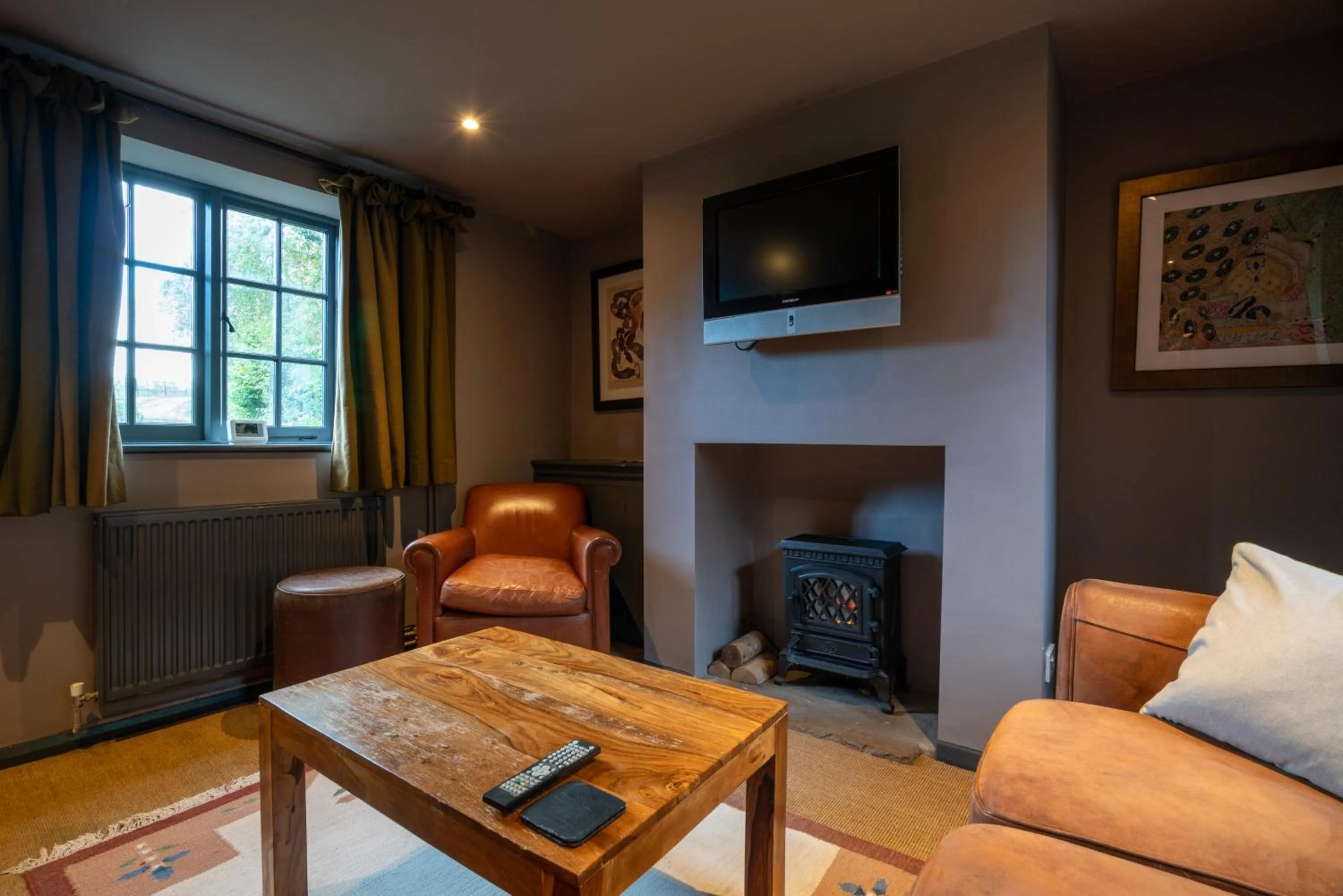 Living room in The Royal Oak Inn