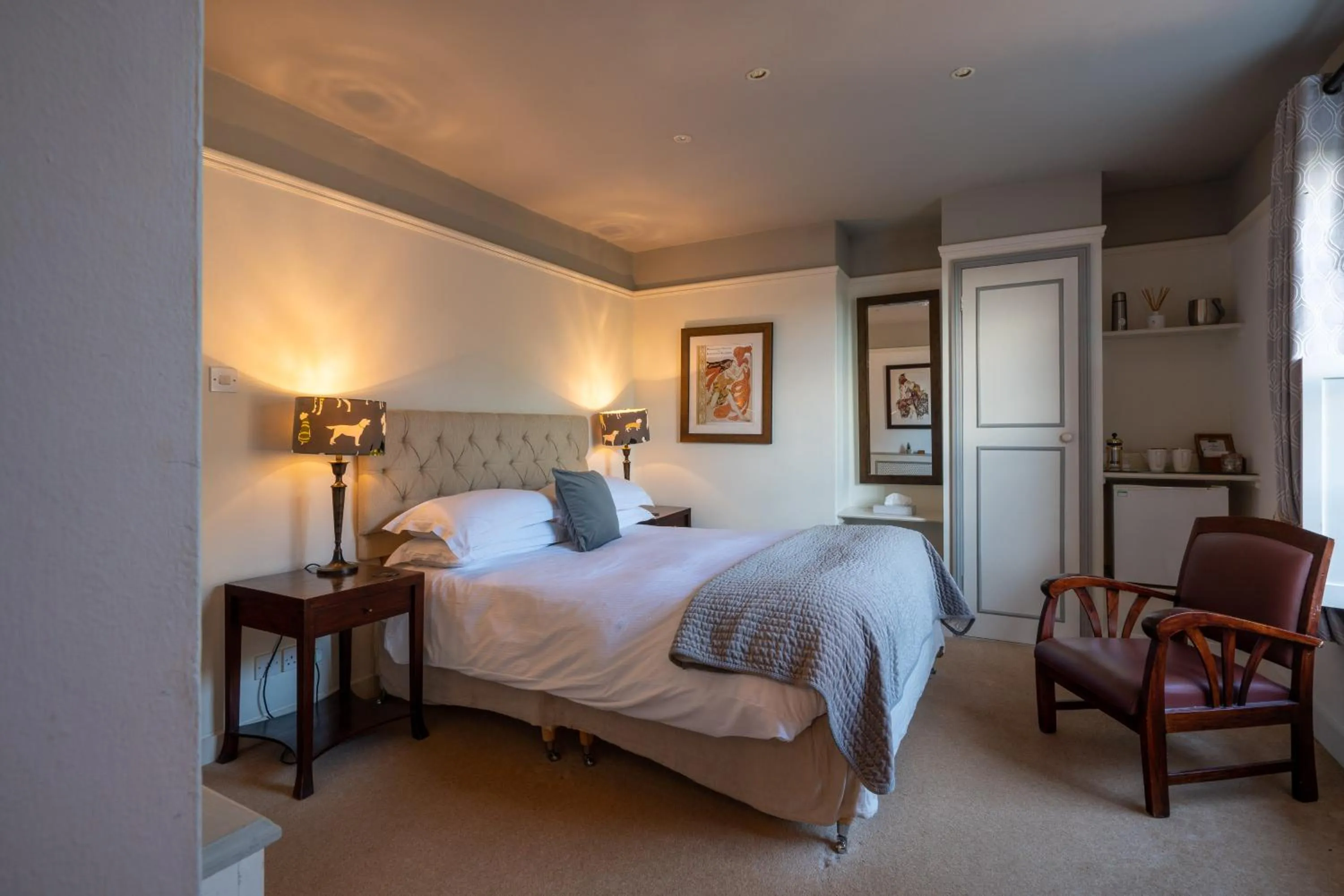 Bed in The Royal Oak Inn