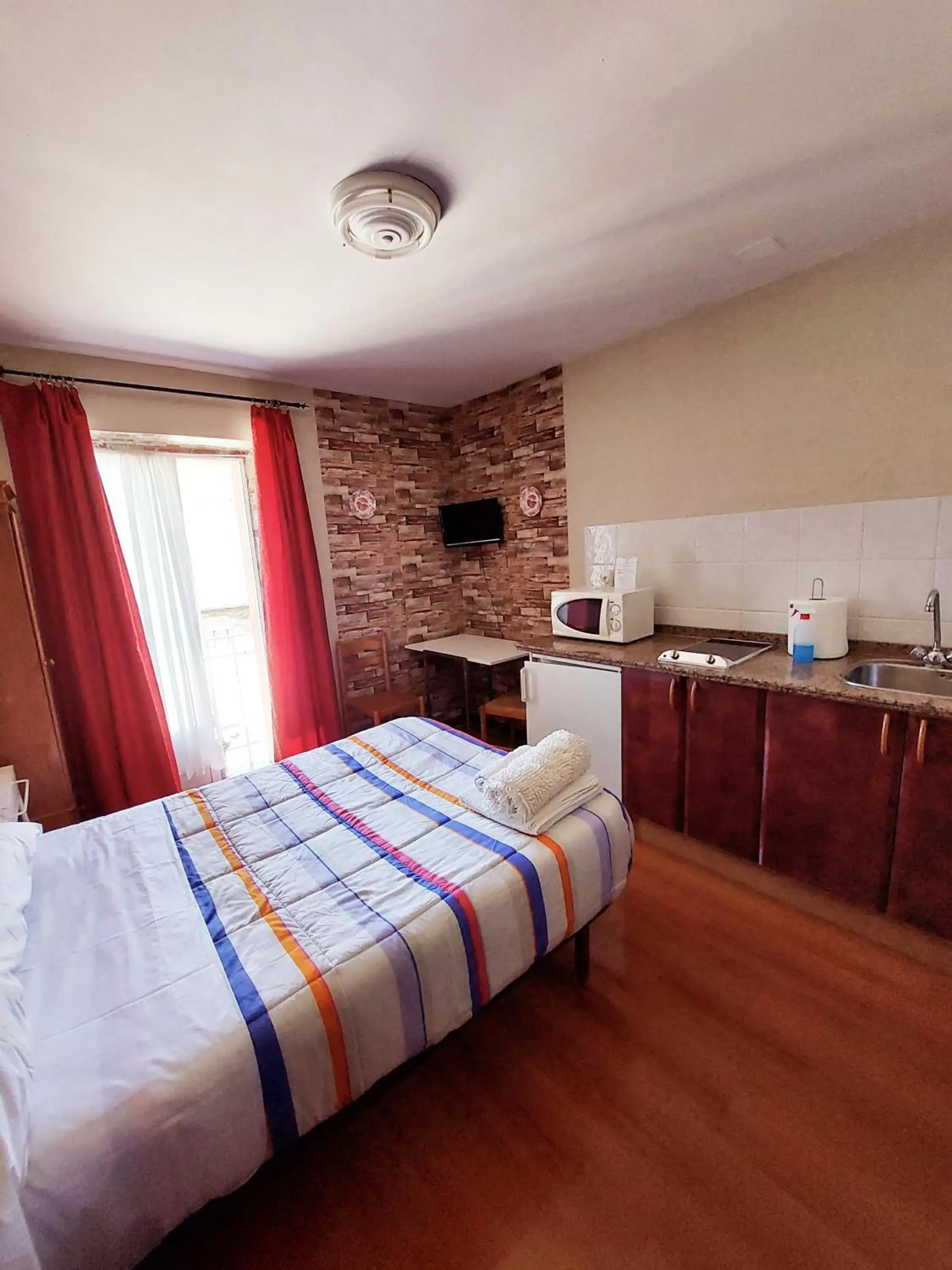 Single Room - single occupancy in Apartahotel portal de leon Single Room - single occupancy in Apartahotel portal de leon