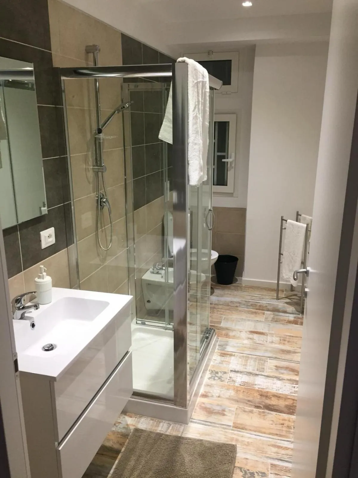 Toilet in B&B LE COCCINELLE