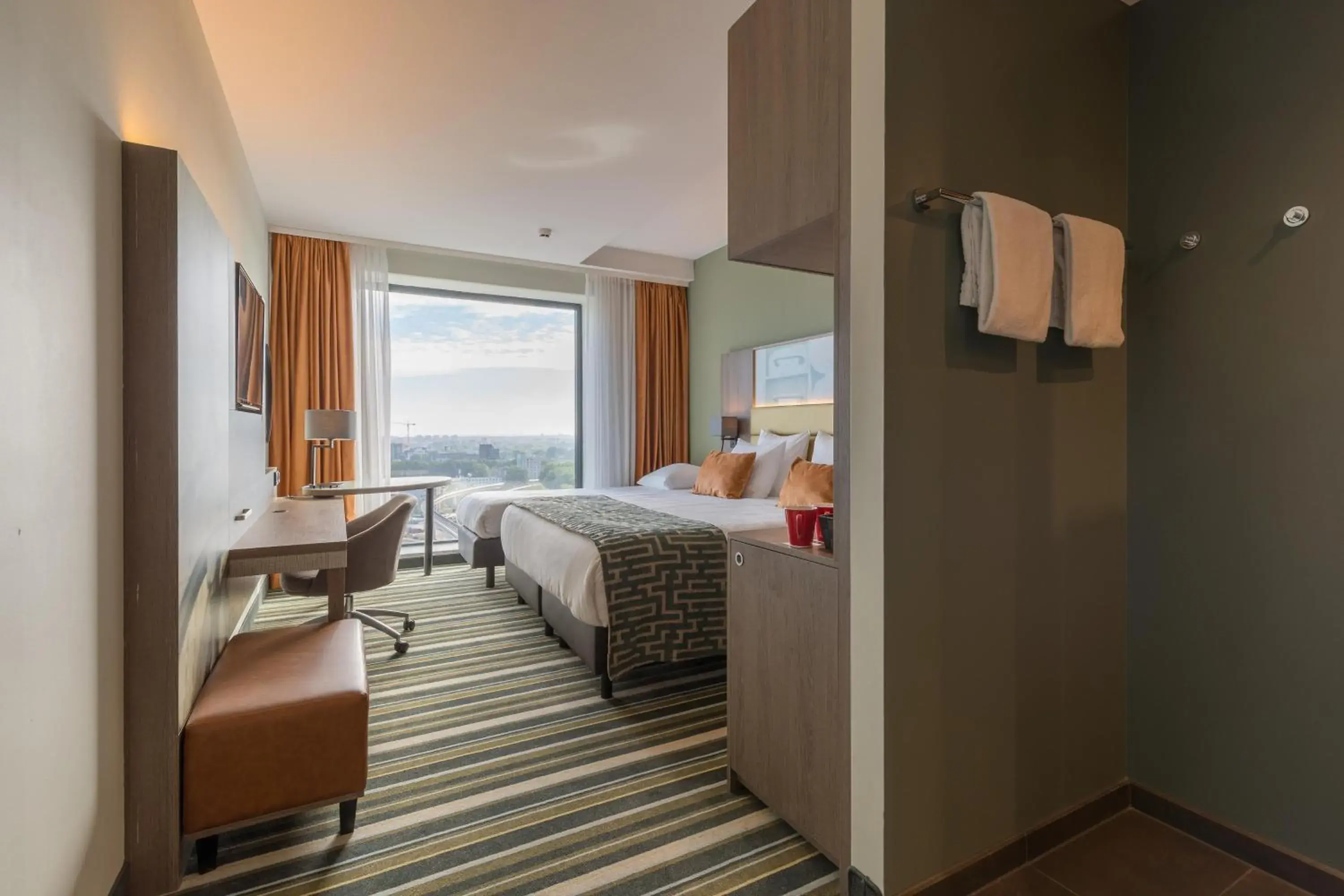 Deluxe Triple Room Upper Floor in Leonardo Royal Hotel Amsterdam Deluxe Triple Room Upper Floor in Leonardo Royal Hotel Amsterdam