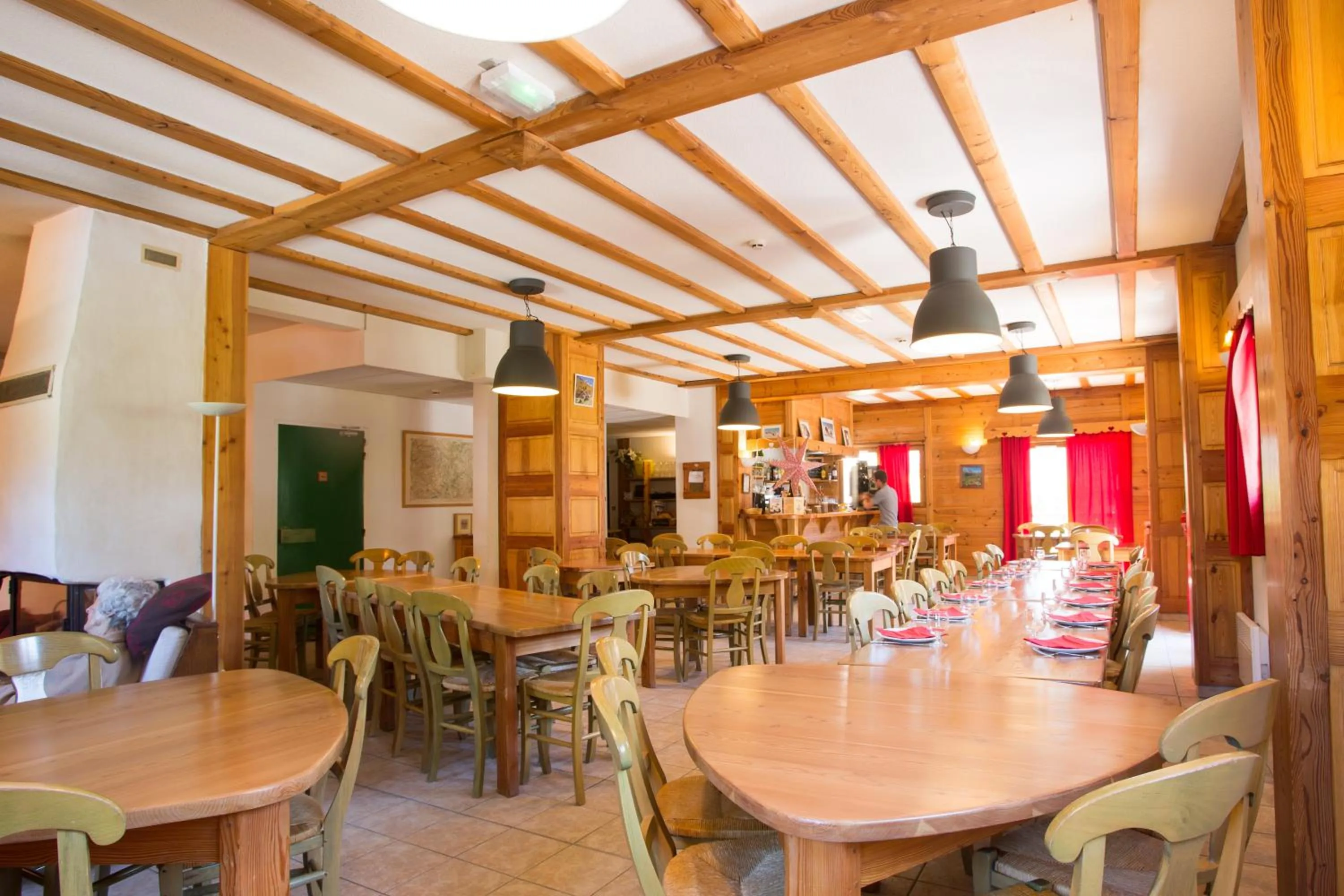 Restaurant/places to eat in Hôtel L'Echaillon