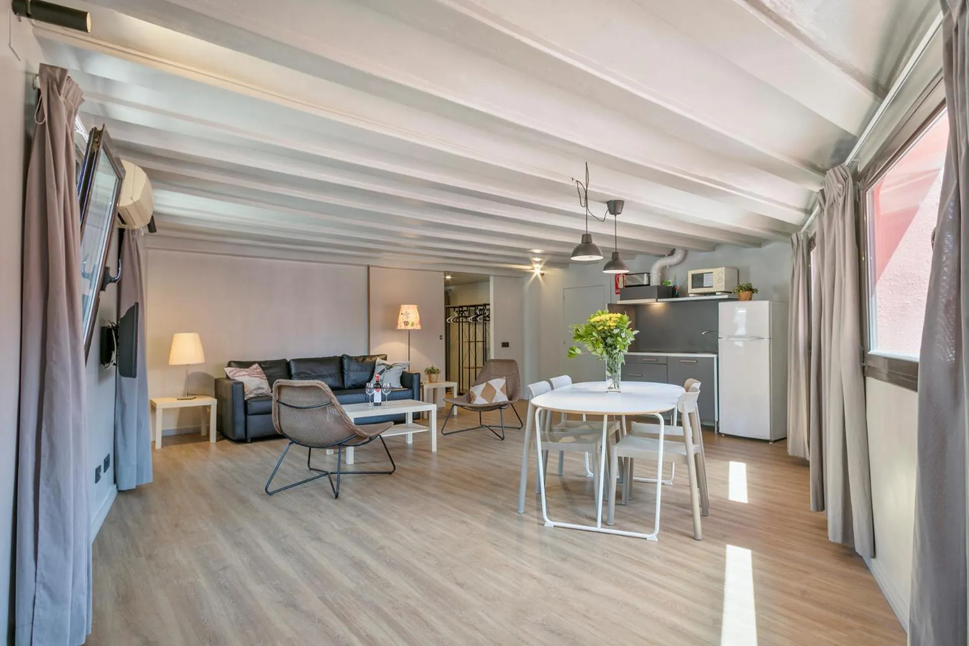 Kitchen or kitchenette in My Address in Plaza Real