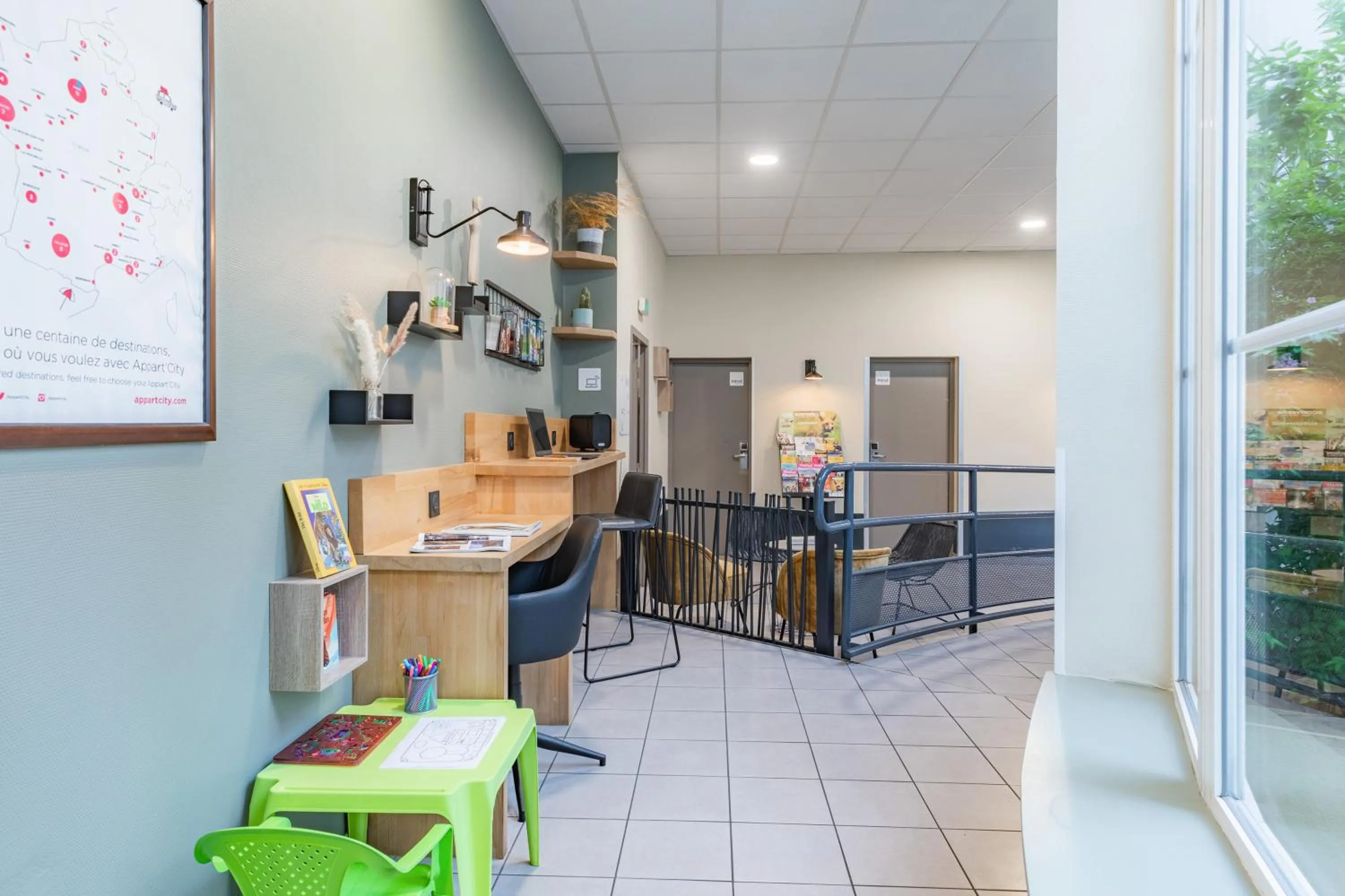 Lobby or reception in Appart'City Confort Niort Centre