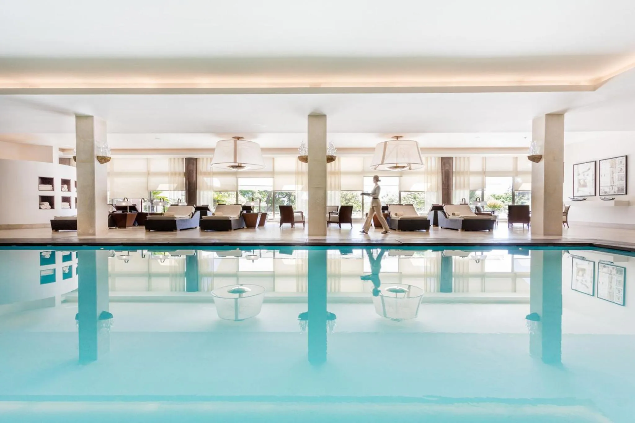 Swimming pool in Four Seasons Hotel Ritz Lisbon