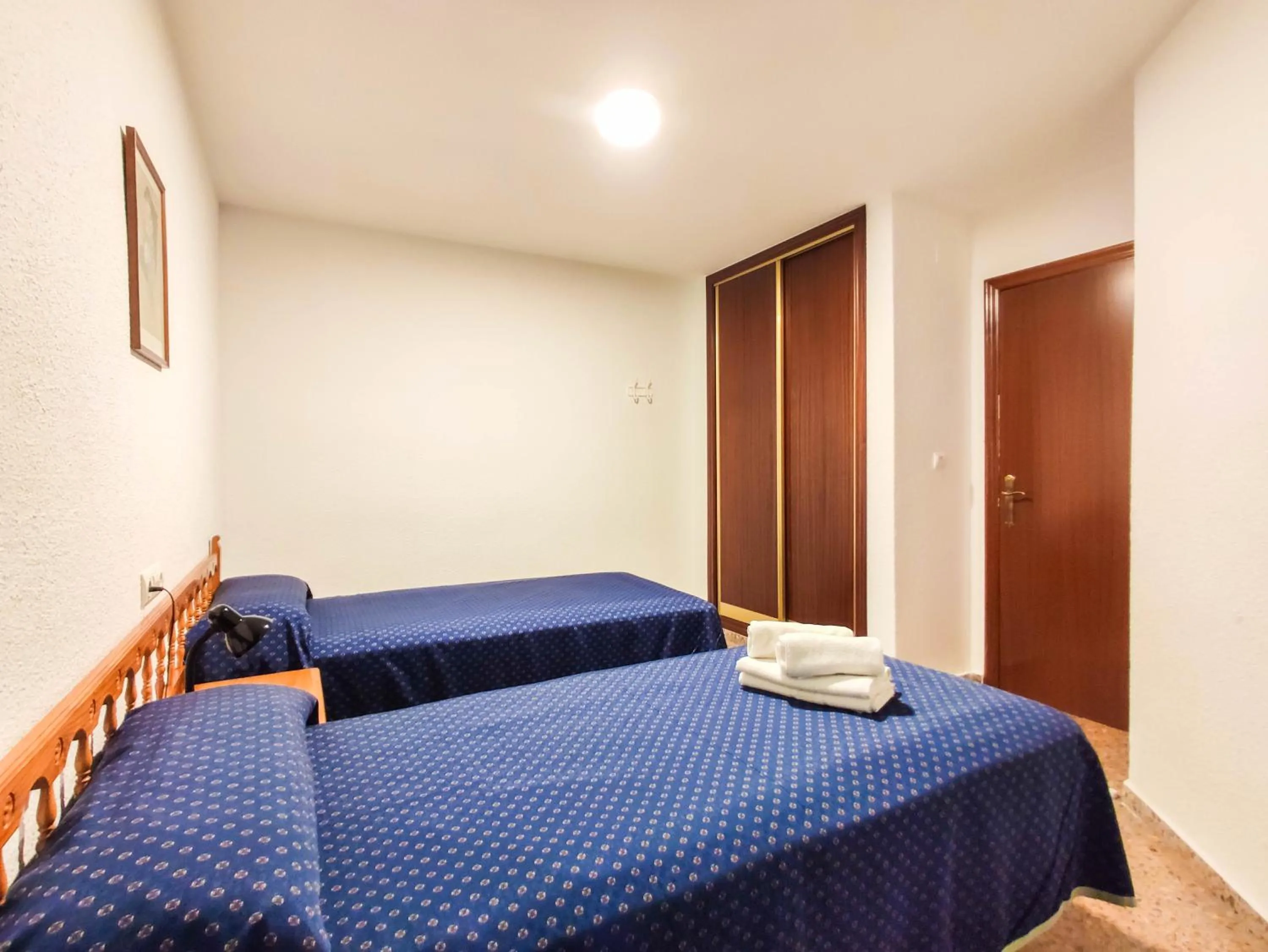 Bed in Picasso-Fincas Benidorm