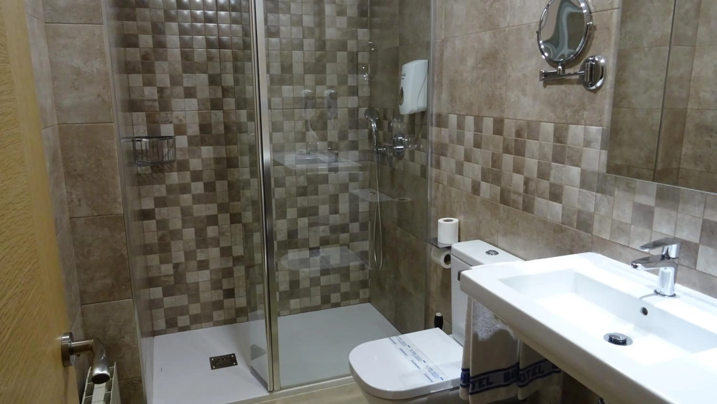 Bathroom in Hotel Bahia