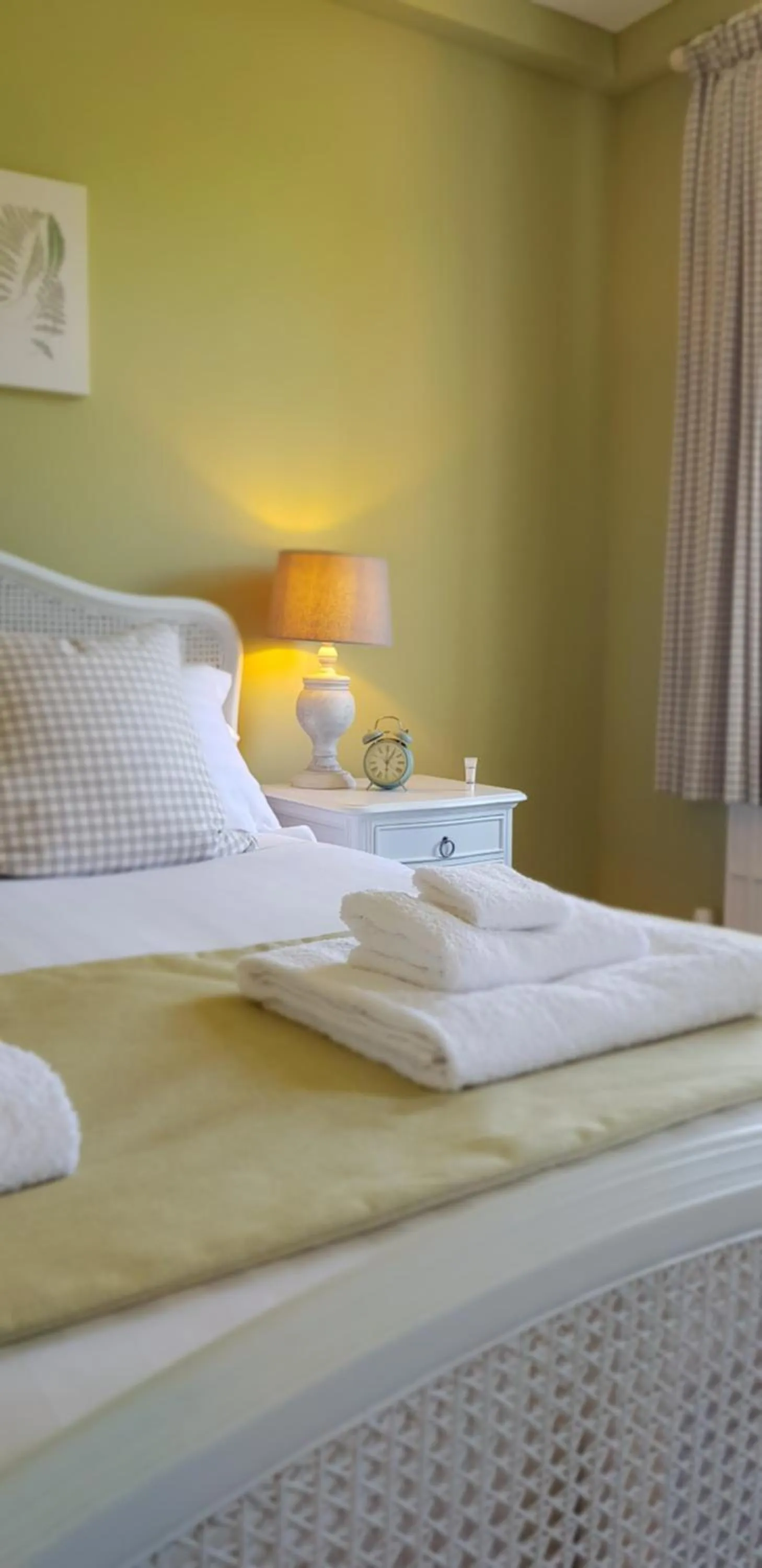 Bed in Hawkstone Hall Hotel & Gardens