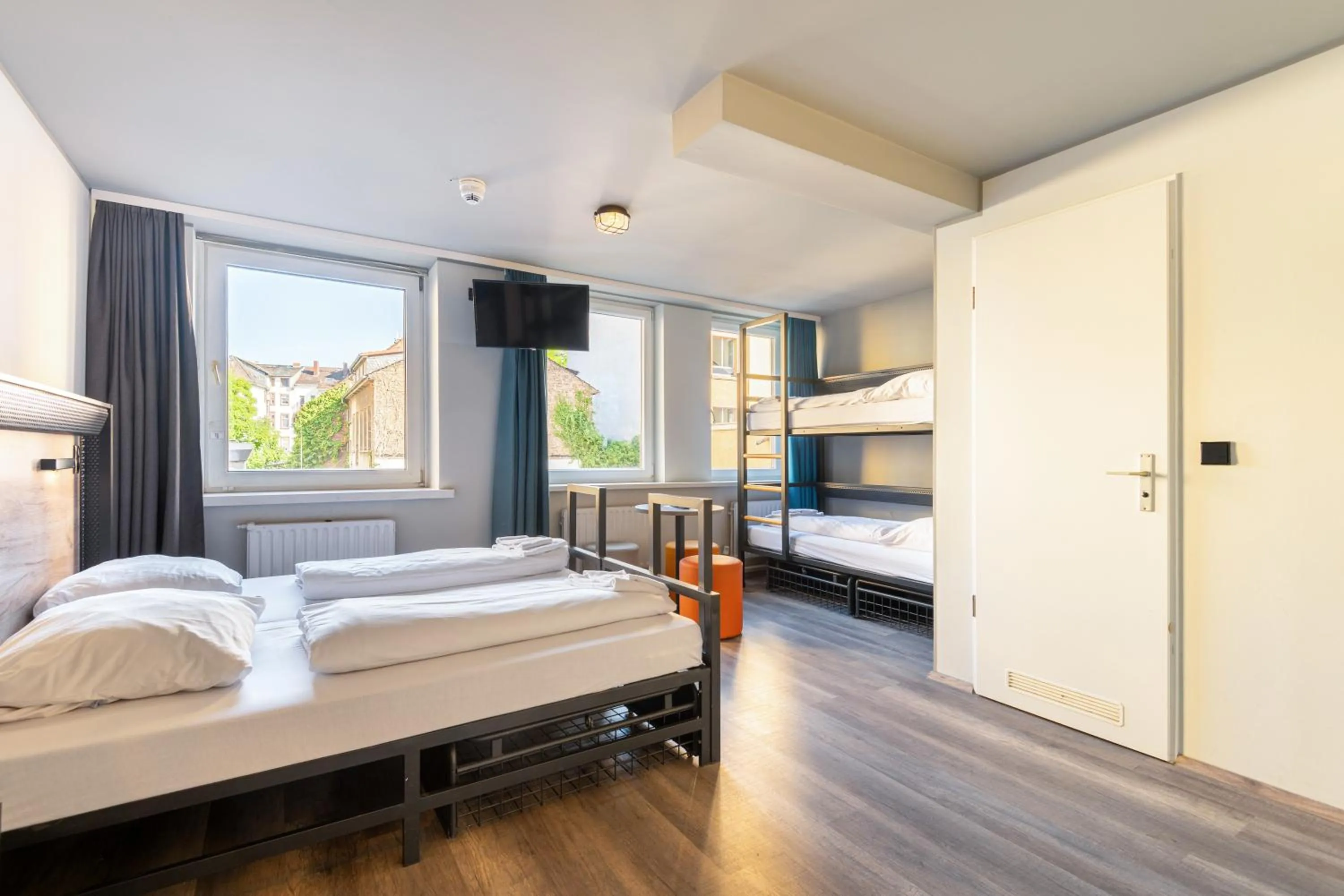 TV and multimedia, Bed in a&o Frankfurt Galluswarte