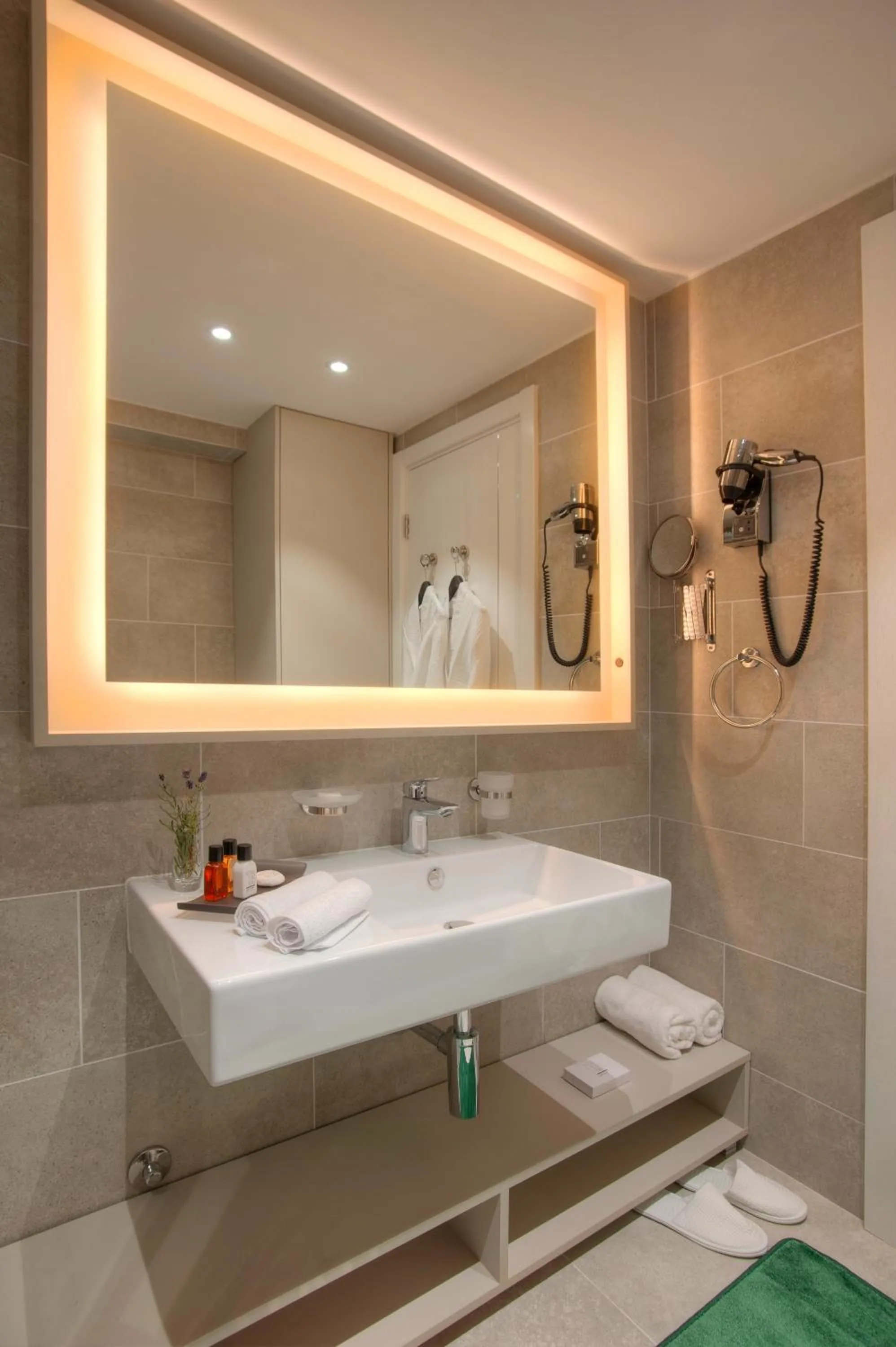 Fontana Hotel & Gastronomy