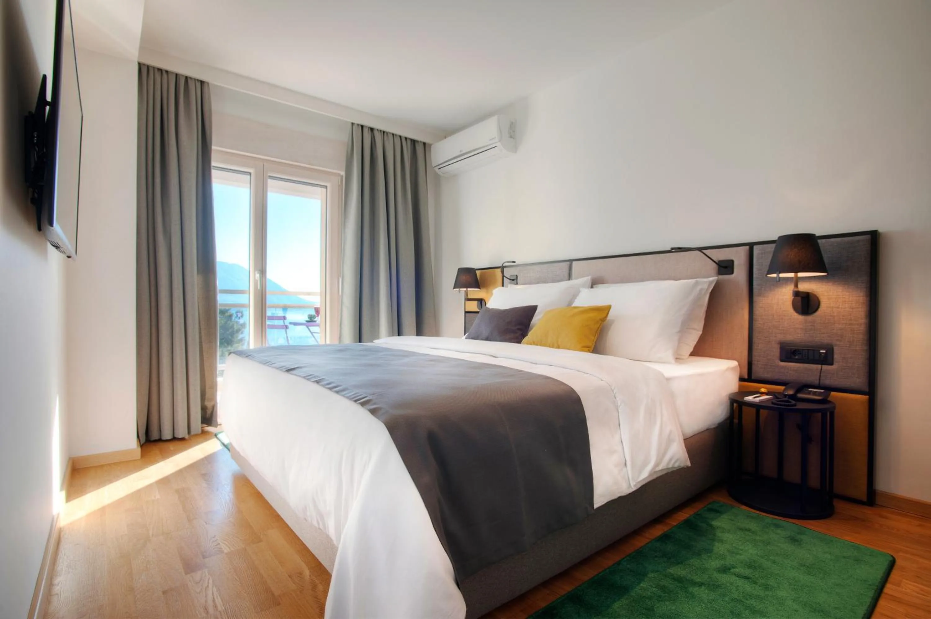 Bed in Fontana Hotel & Gastronomy