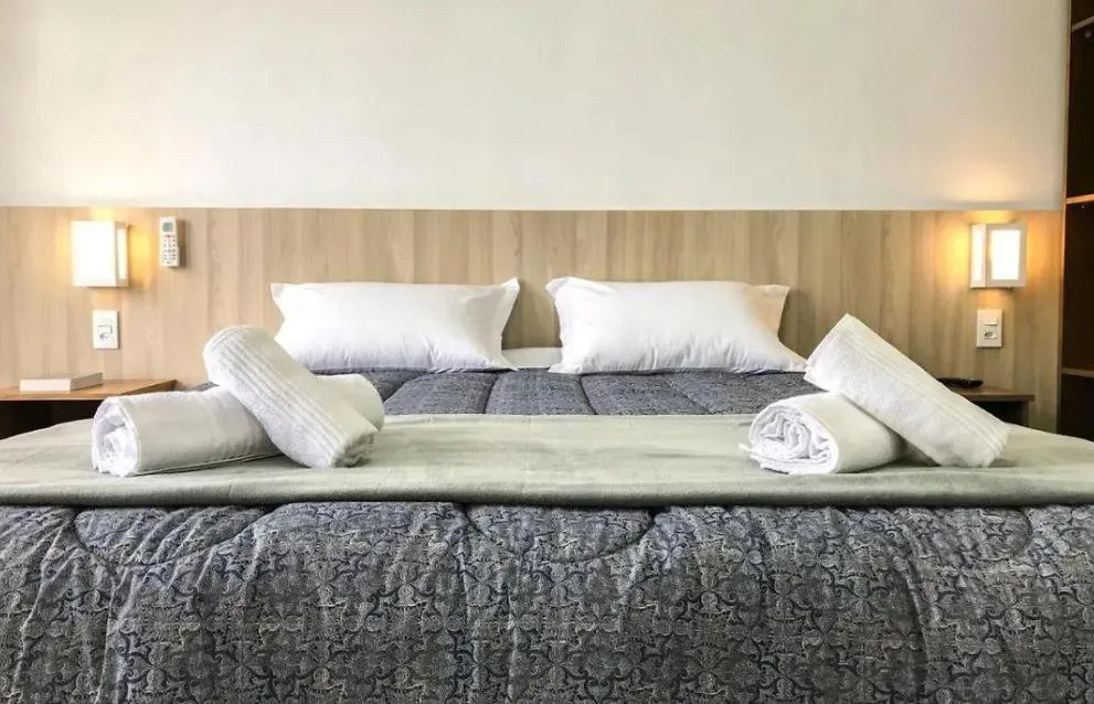 Bedroom, Bed in Hotel Triveneto Gramado