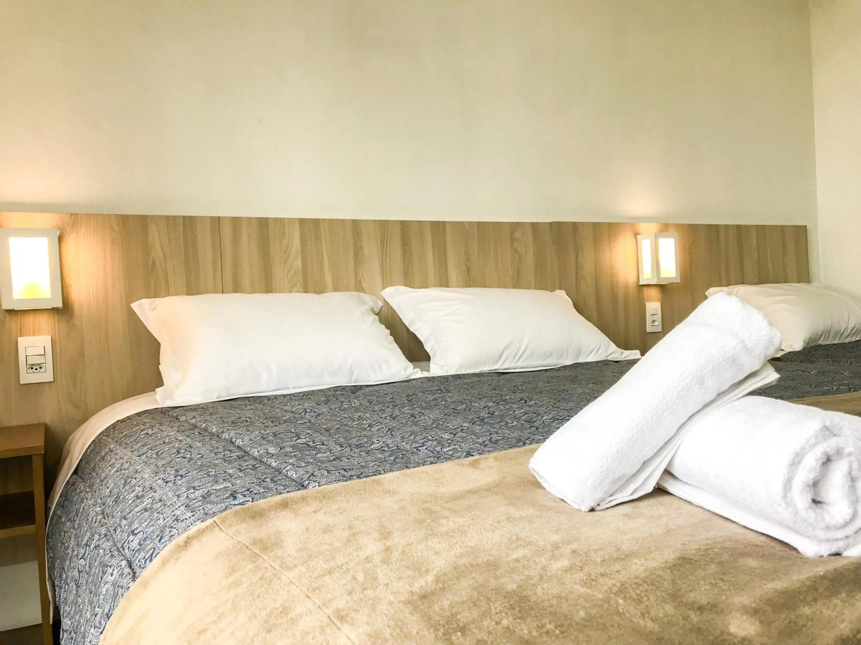 Bedroom, Bed in Hotel Triveneto Gramado