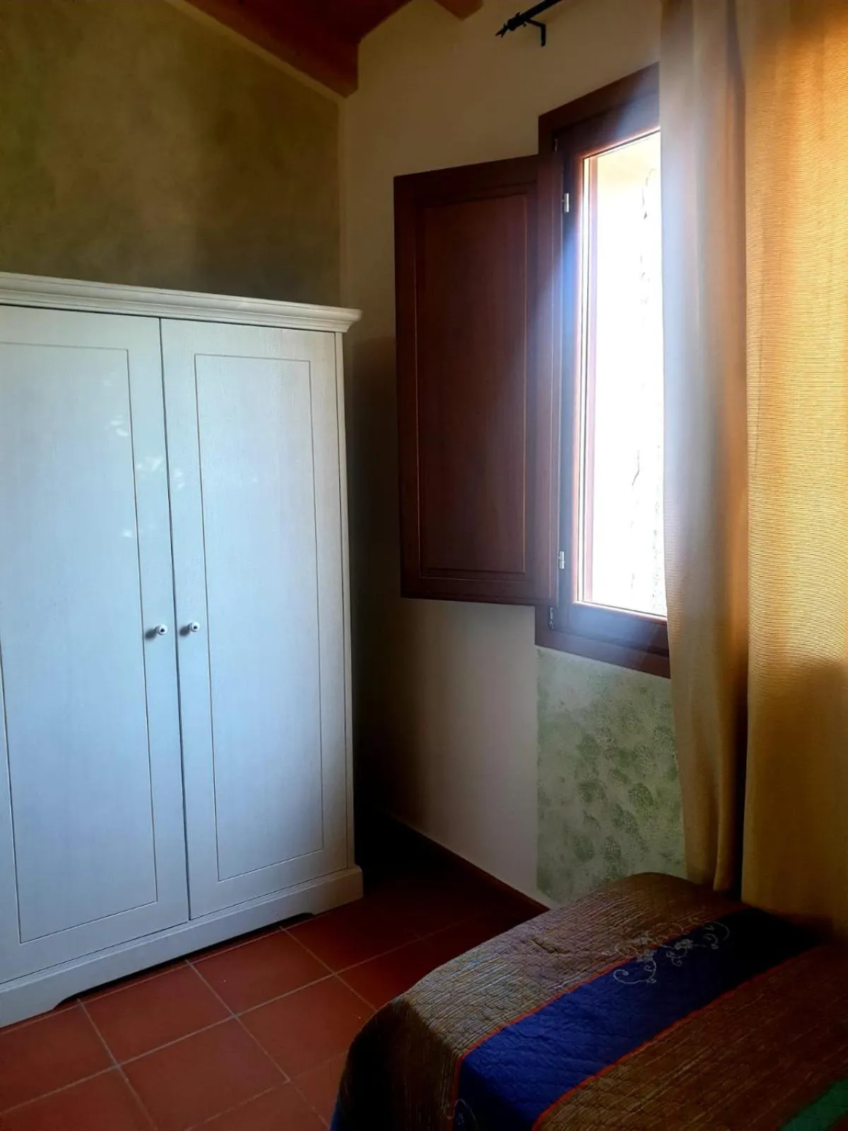 Bed in Residence Ataras