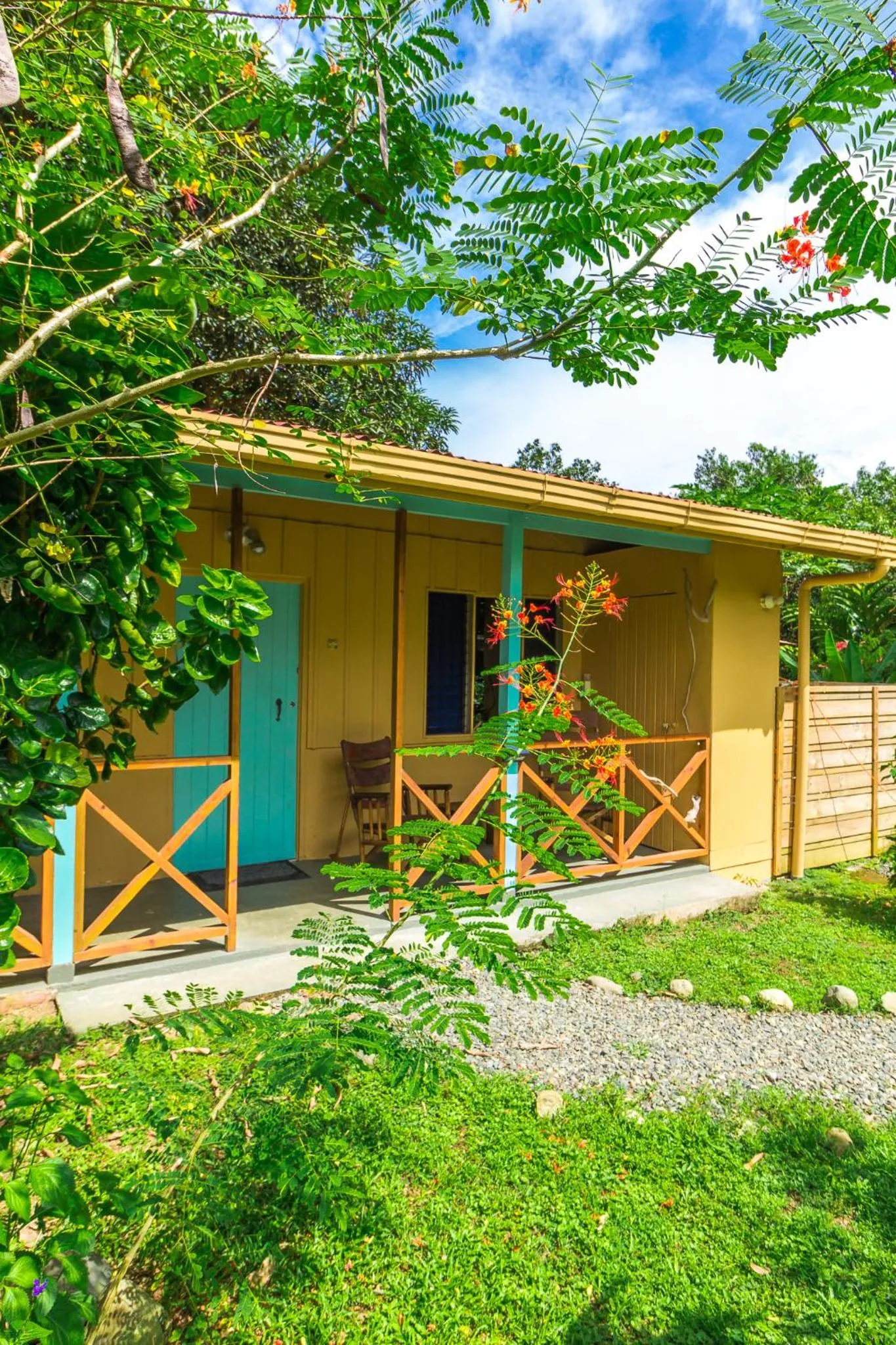 Property building in Hotel El Mono Feliz