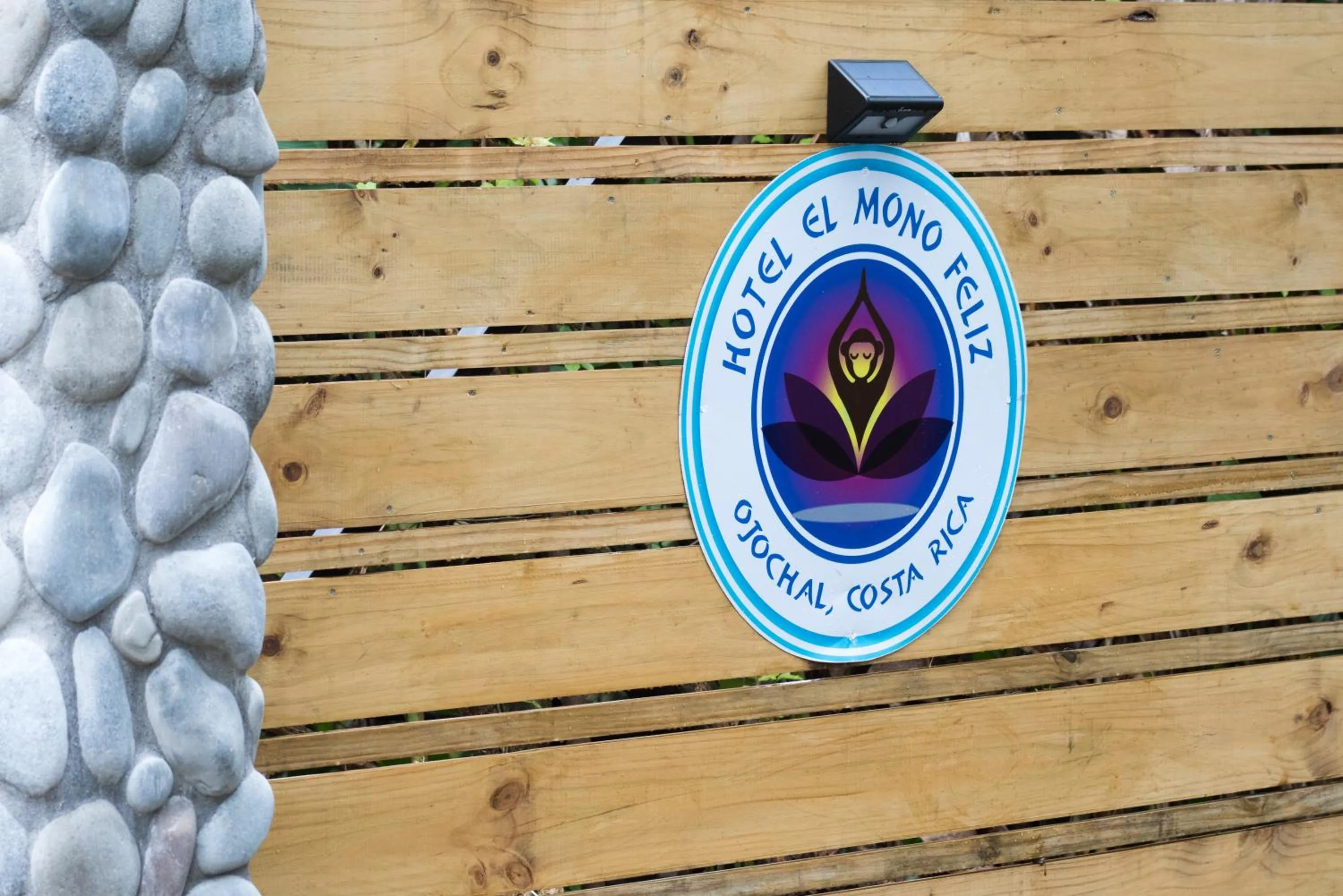 Facade/entrance in Hotel El Mono Feliz