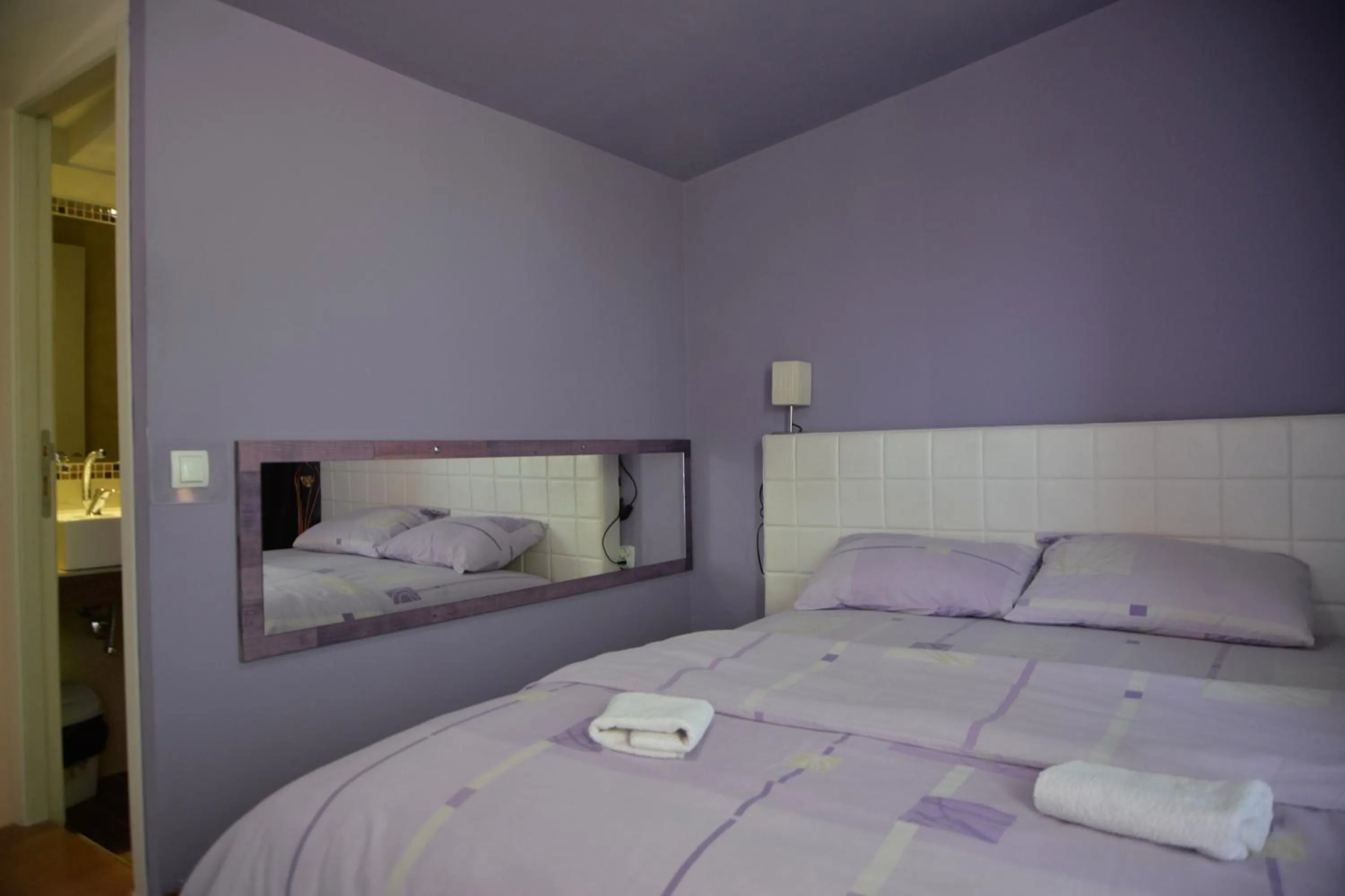 Photo of the whole room, Bed in Aloha Apartments with pool