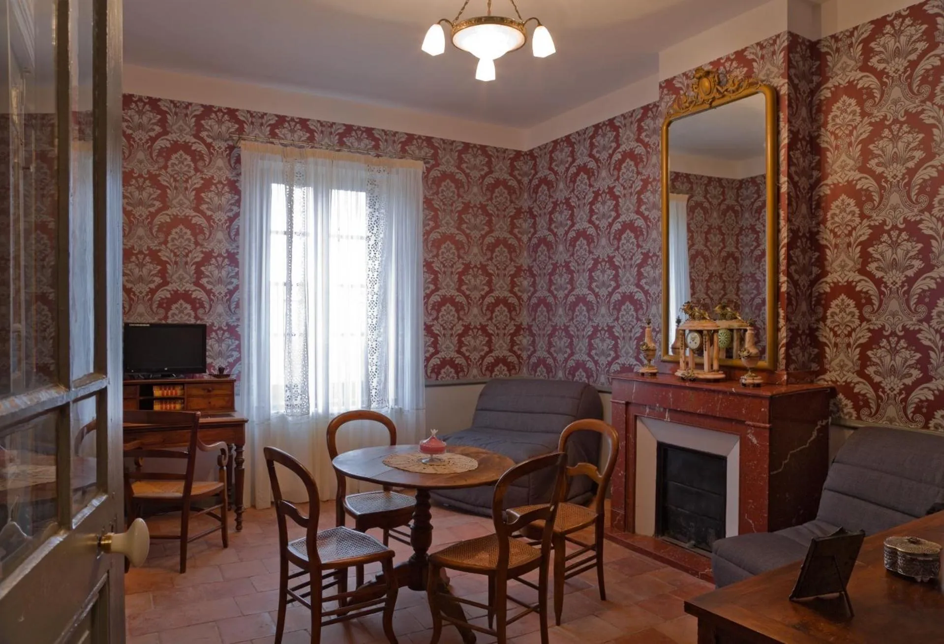 Photo of the whole room in Logis Hotel - Restaurant La Marbrerie