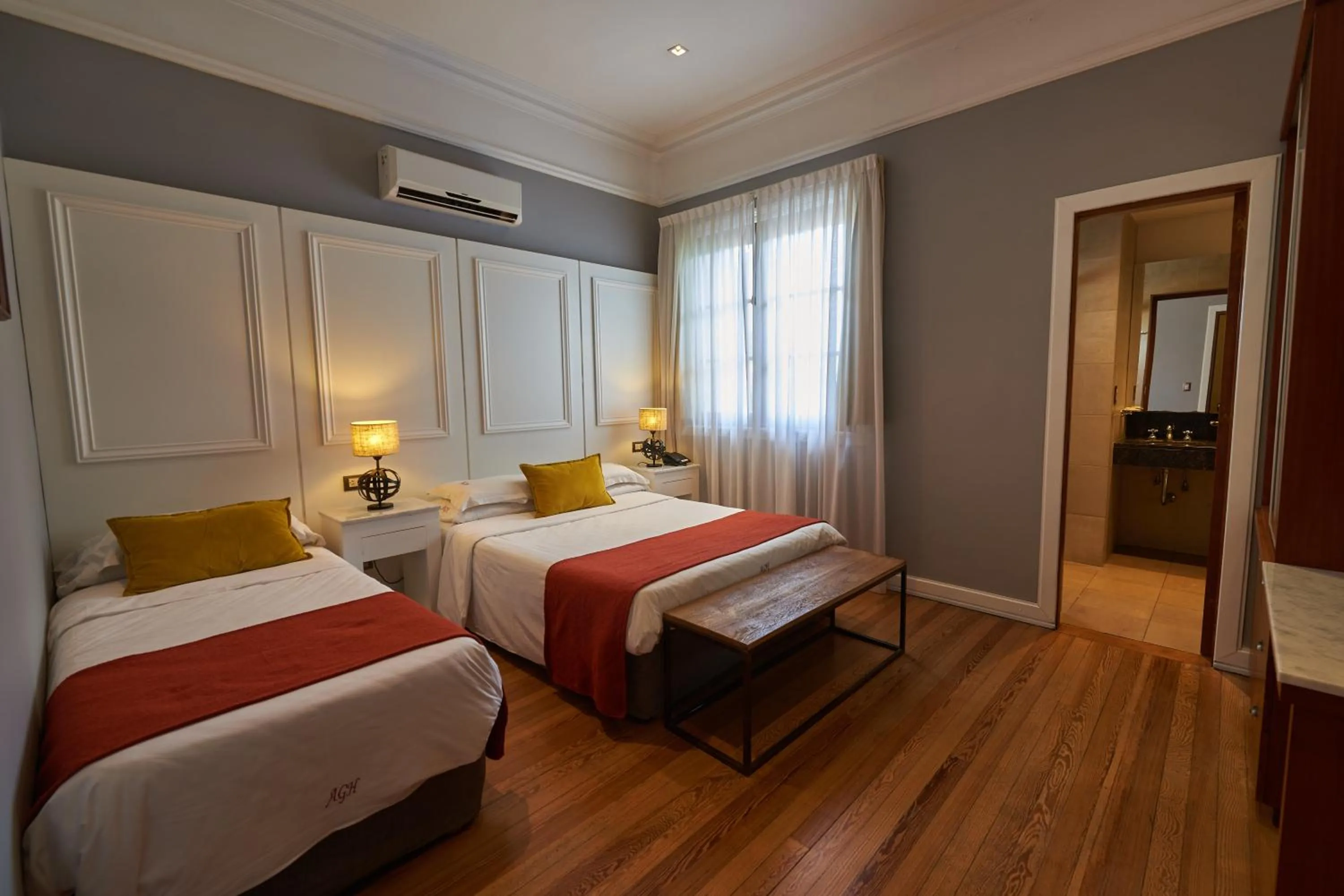 Bedroom, Bed in Altos de Guemes Hotel