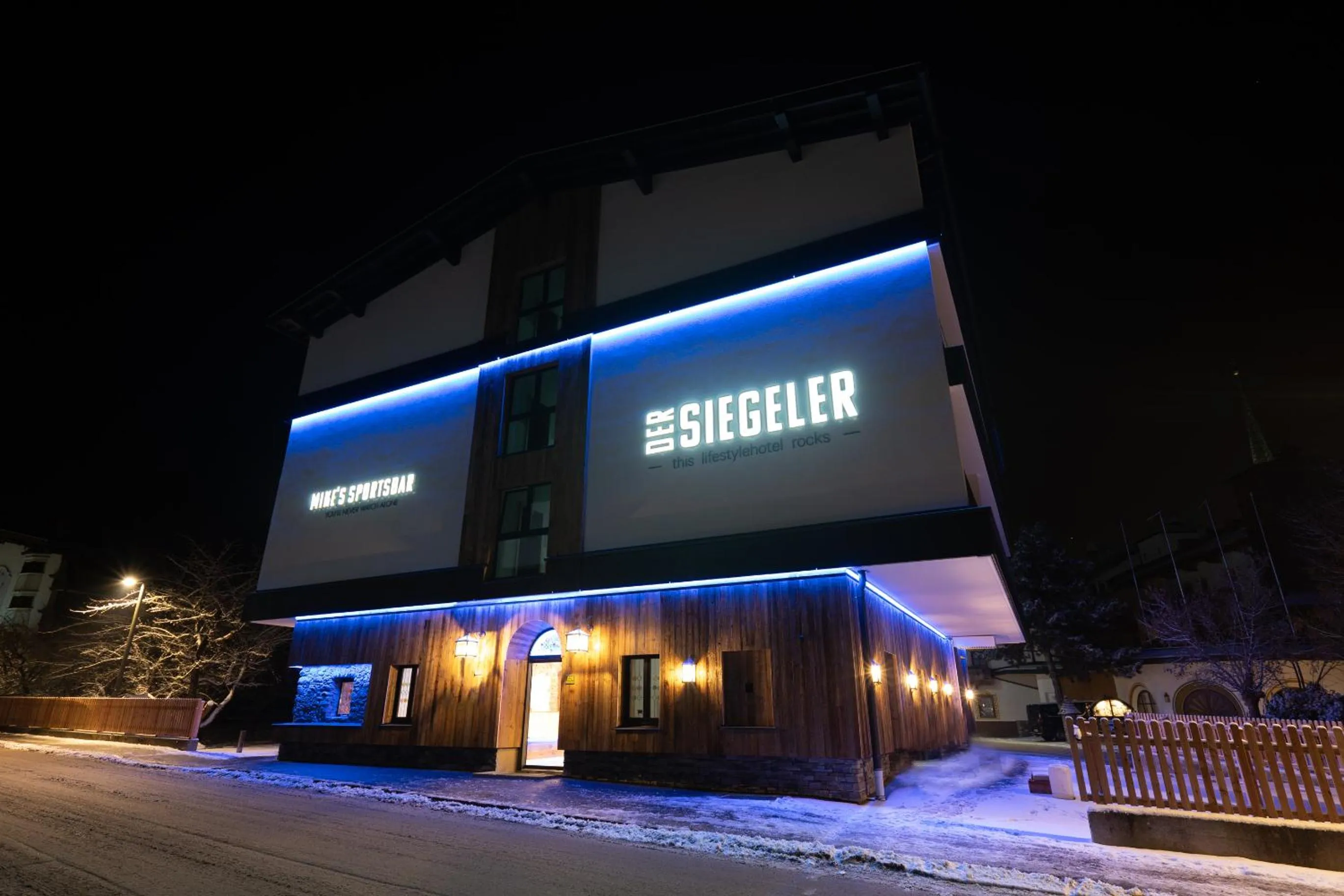 Property building in Der Siegeler B&B - this lifestylehotel rocks