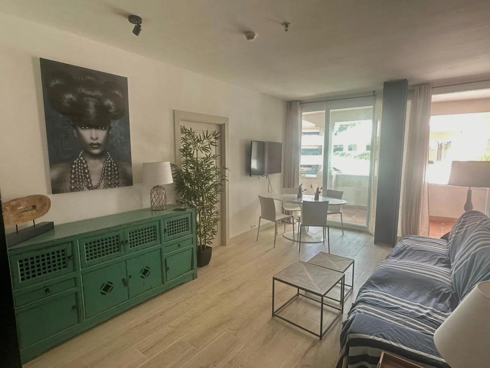 Apartamentos Guadalpin Boutique