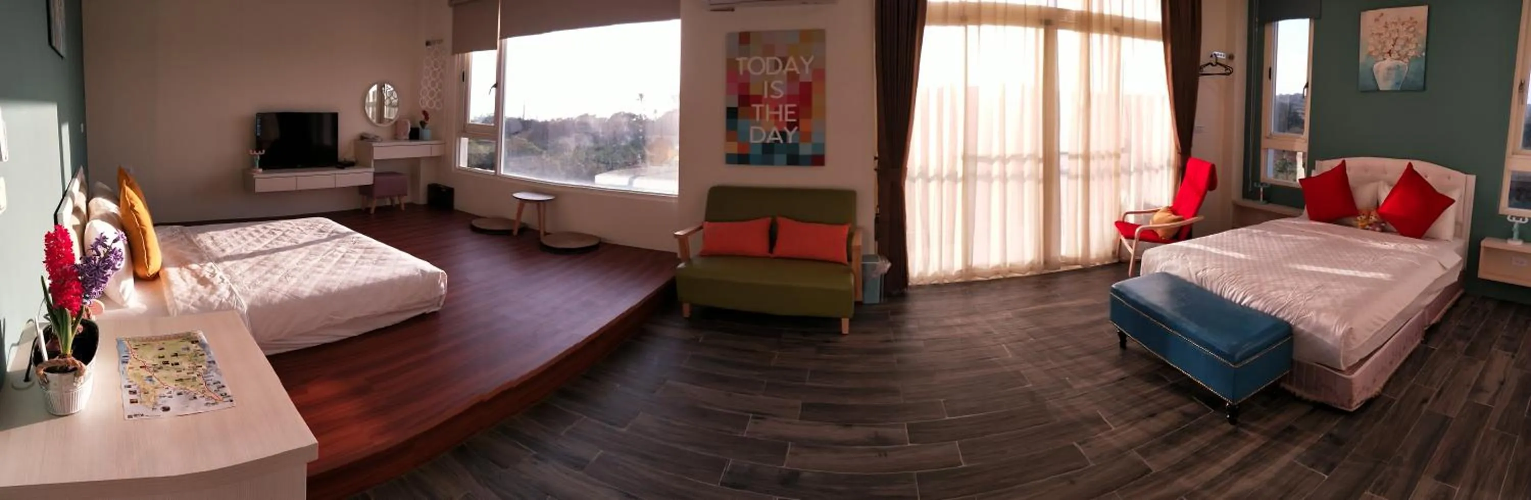 Photo of the whole room, Bed in Full Moon Resort