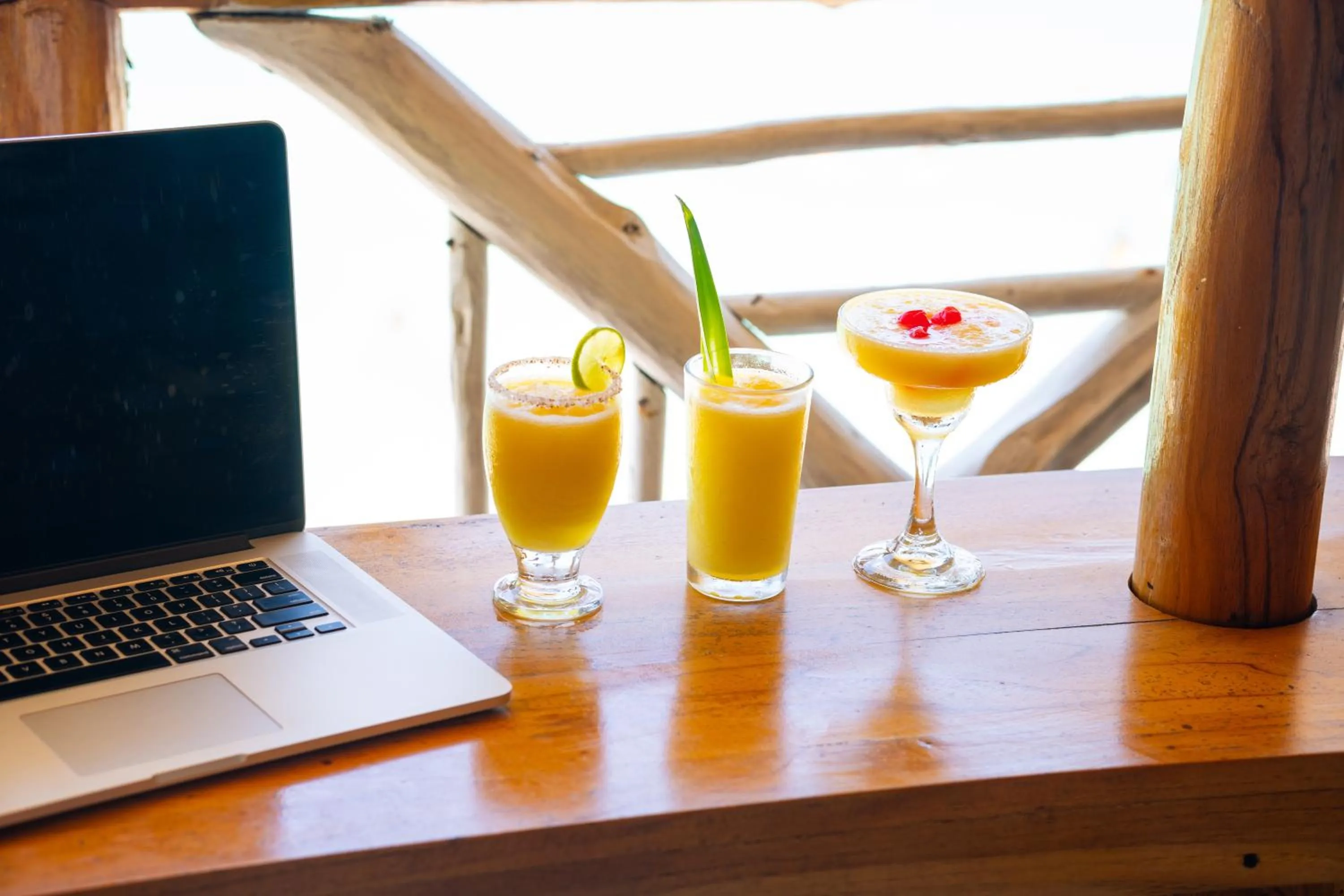 Food and drinks in Hotel Calamari Baru