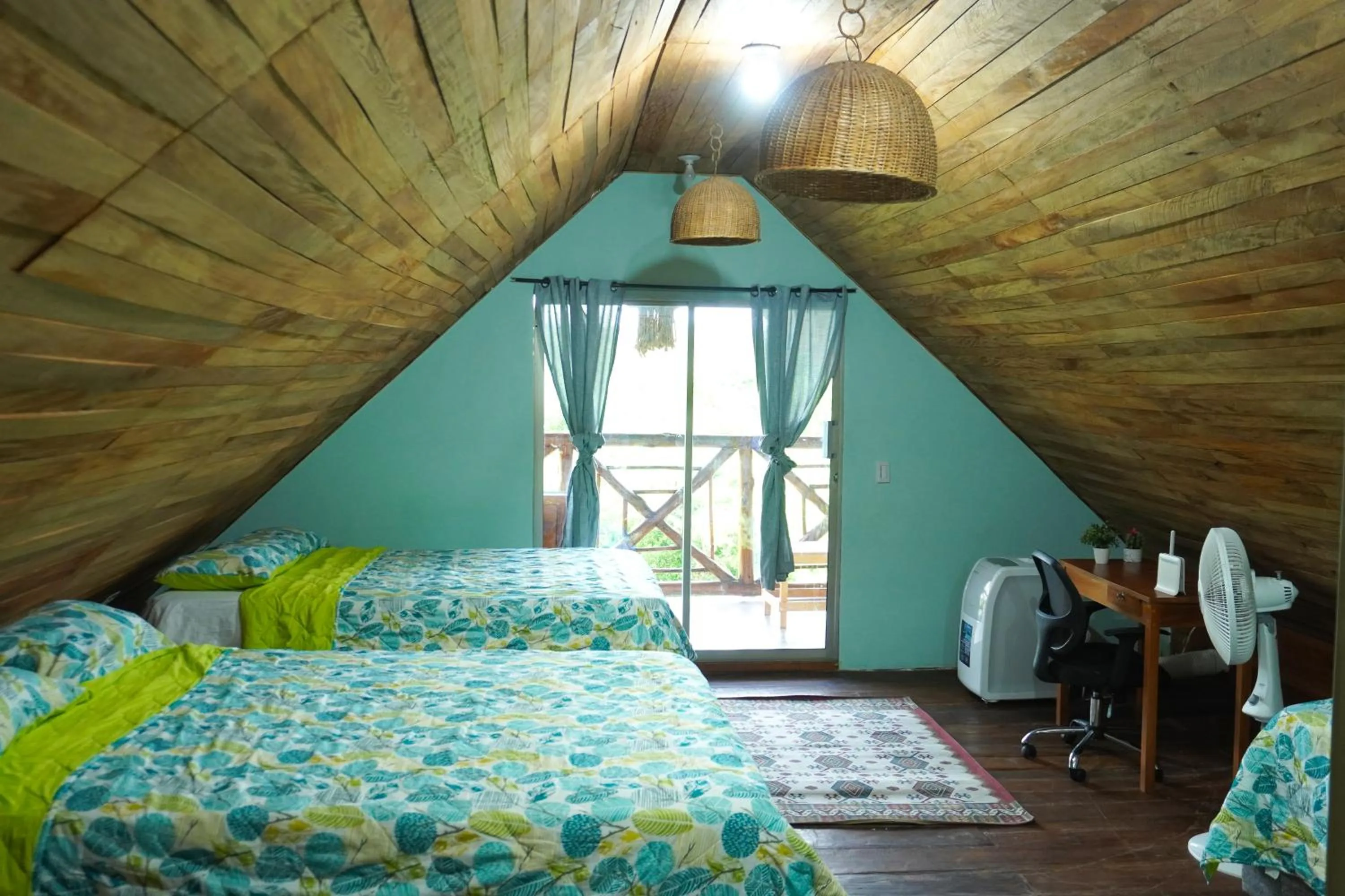 Photo of the whole room, Bed in Hotel Calamari Baru