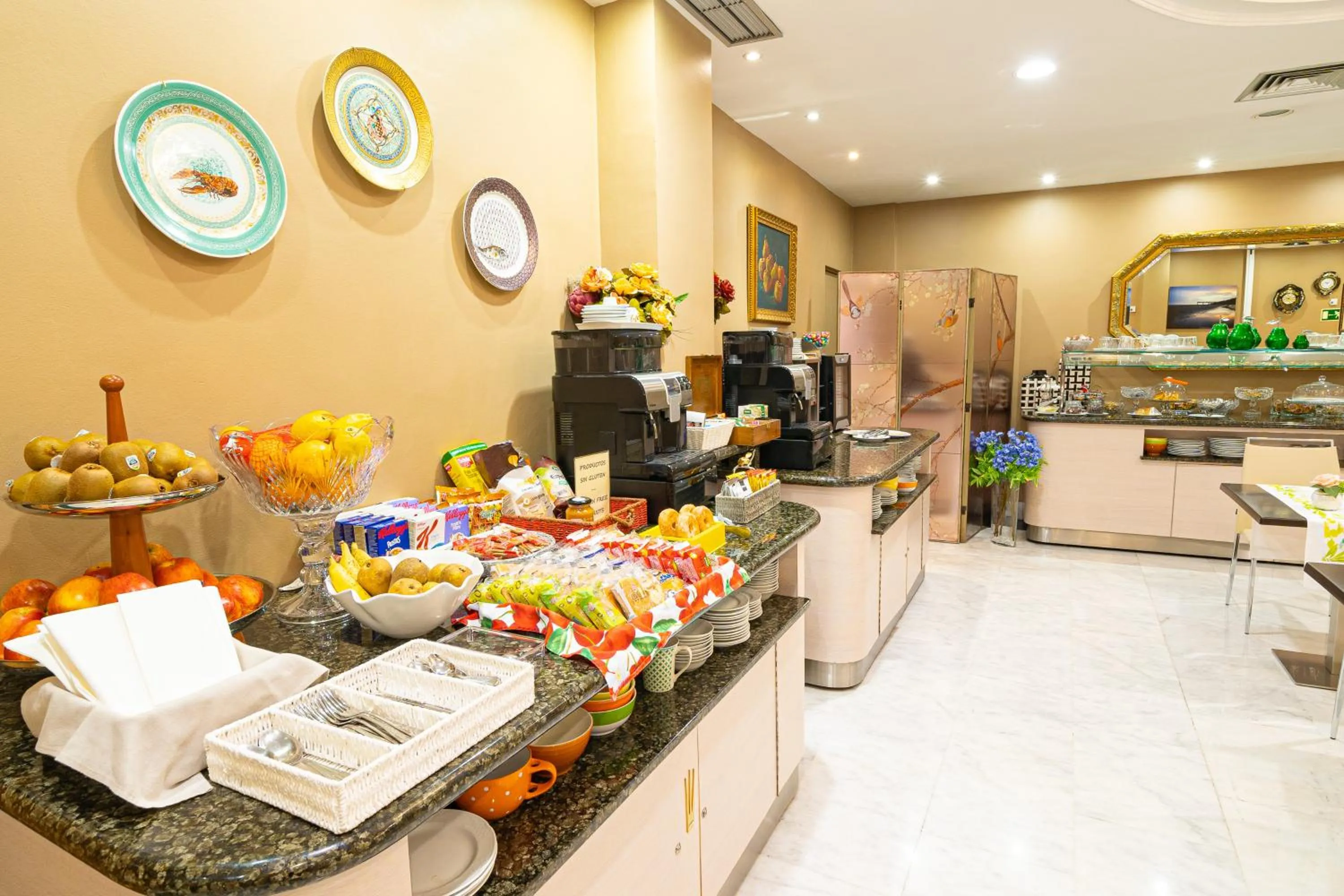 Food and drinks in Hotel Sancho