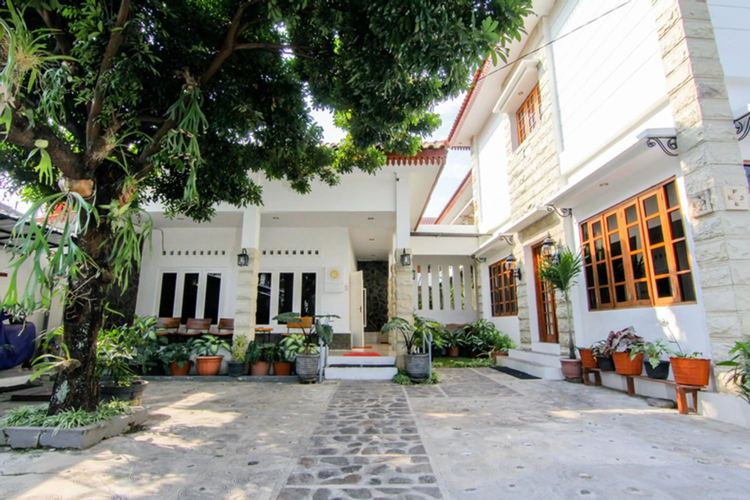 Property building in S5 Guest House Yogyakarta