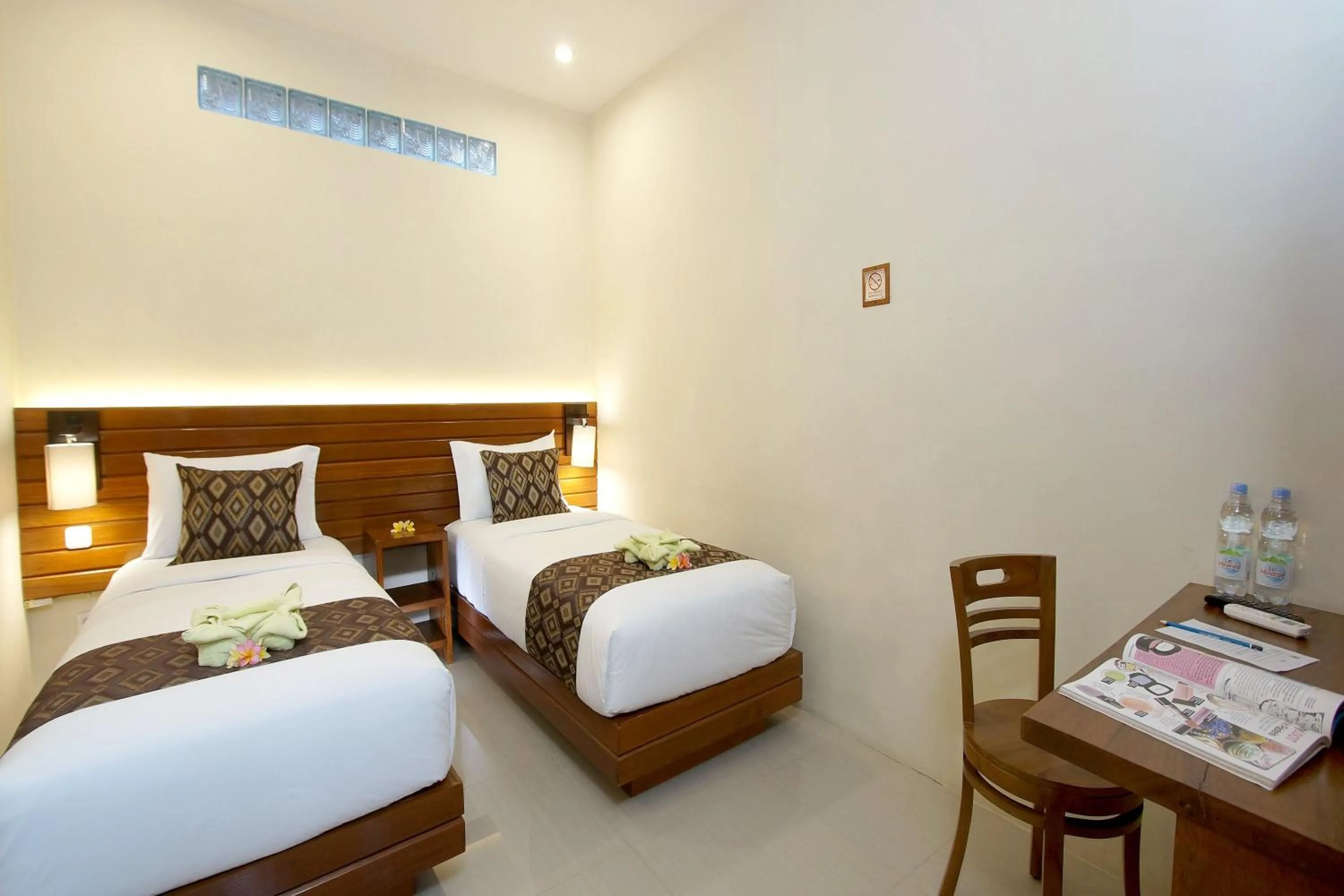 Bed in S5 Guest House Yogyakarta