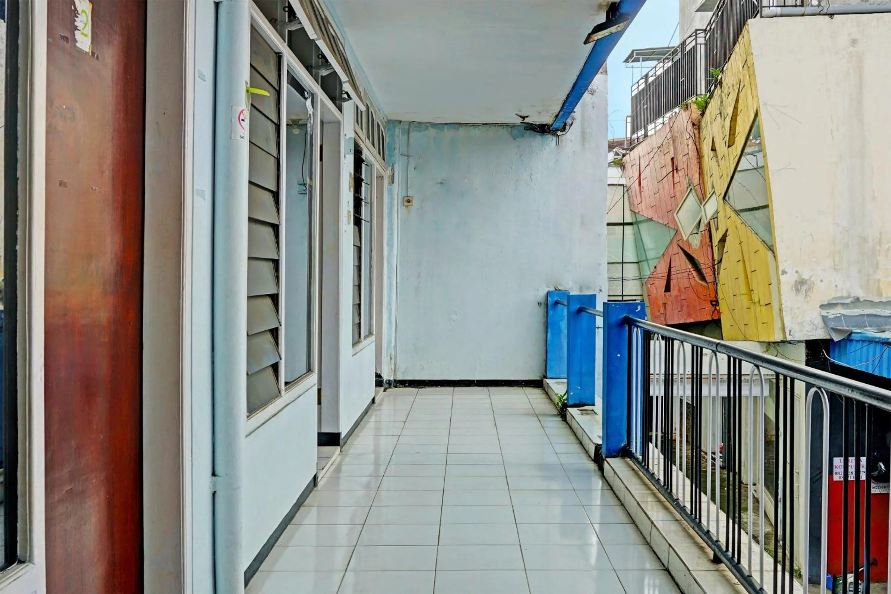 Lobby or reception in OYO Life 1711 Serayu Sumbersari Residence