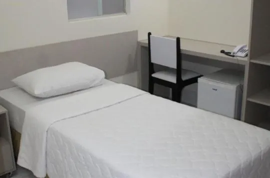 Photo of the whole room, Bed in Hotel Express - Leva e busca no aeroporto grátis 24 horas