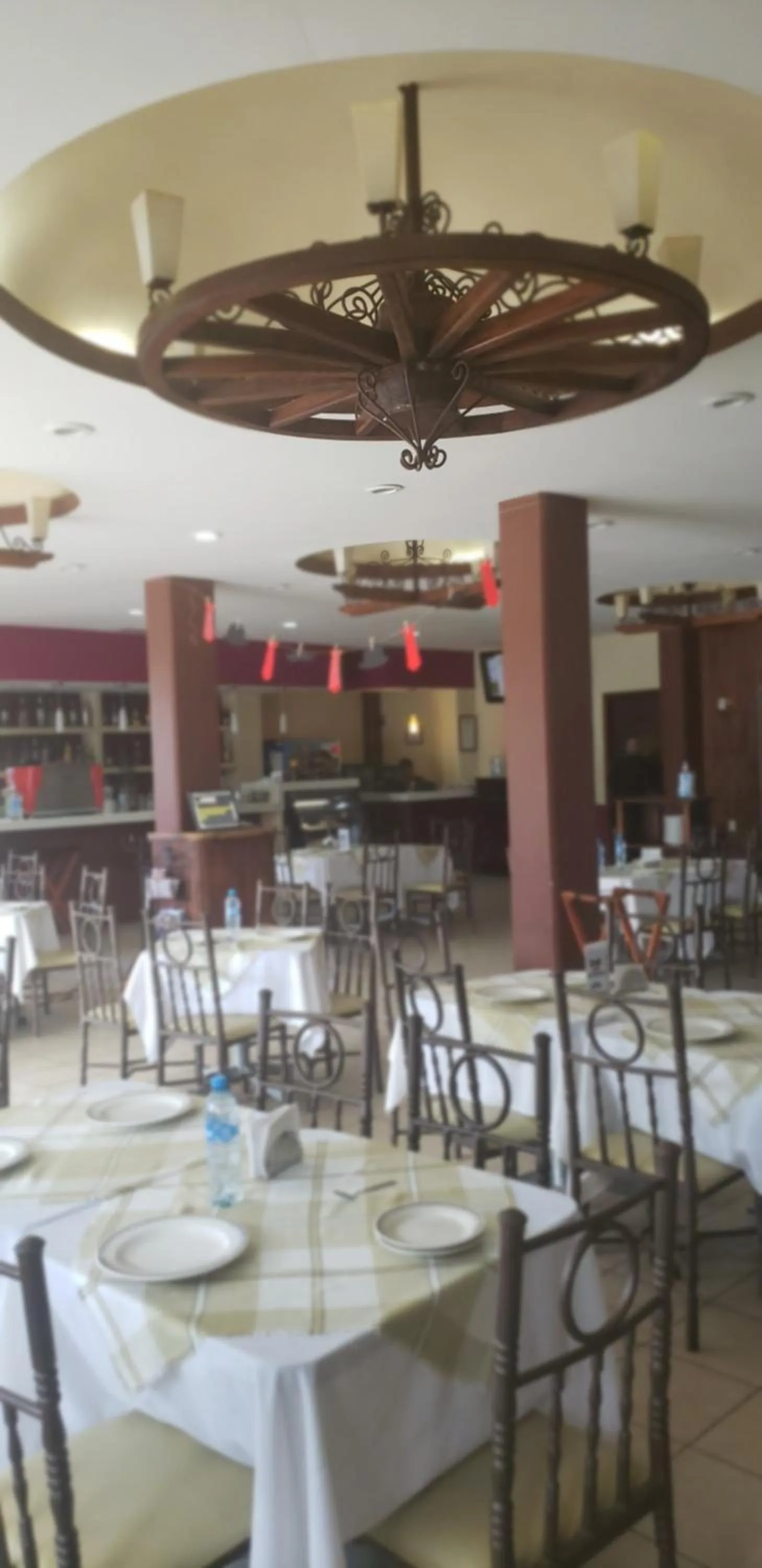 Restaurant/places to eat in Hotel El Rancho