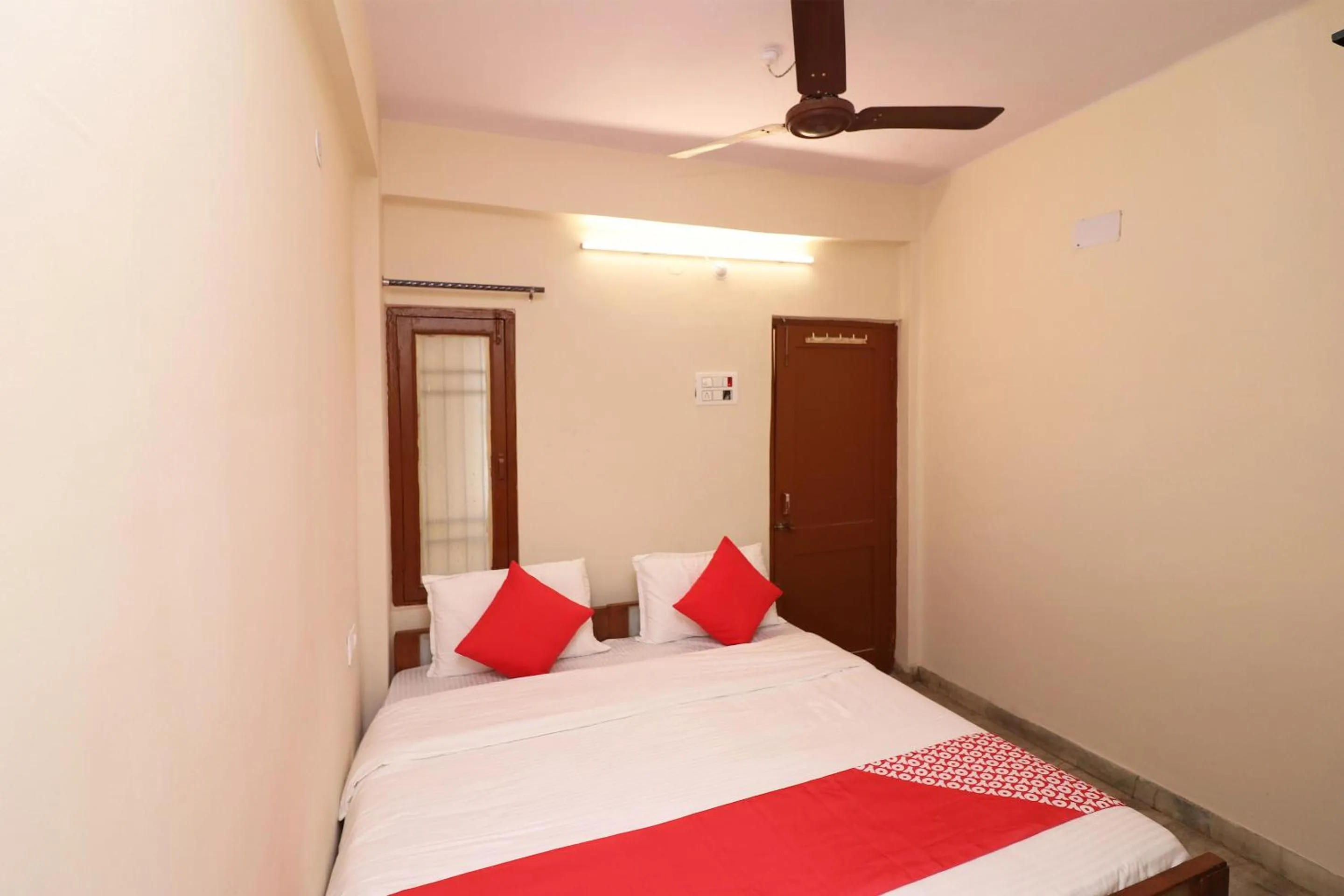 Bedroom, Bed in Hotel O Midtown