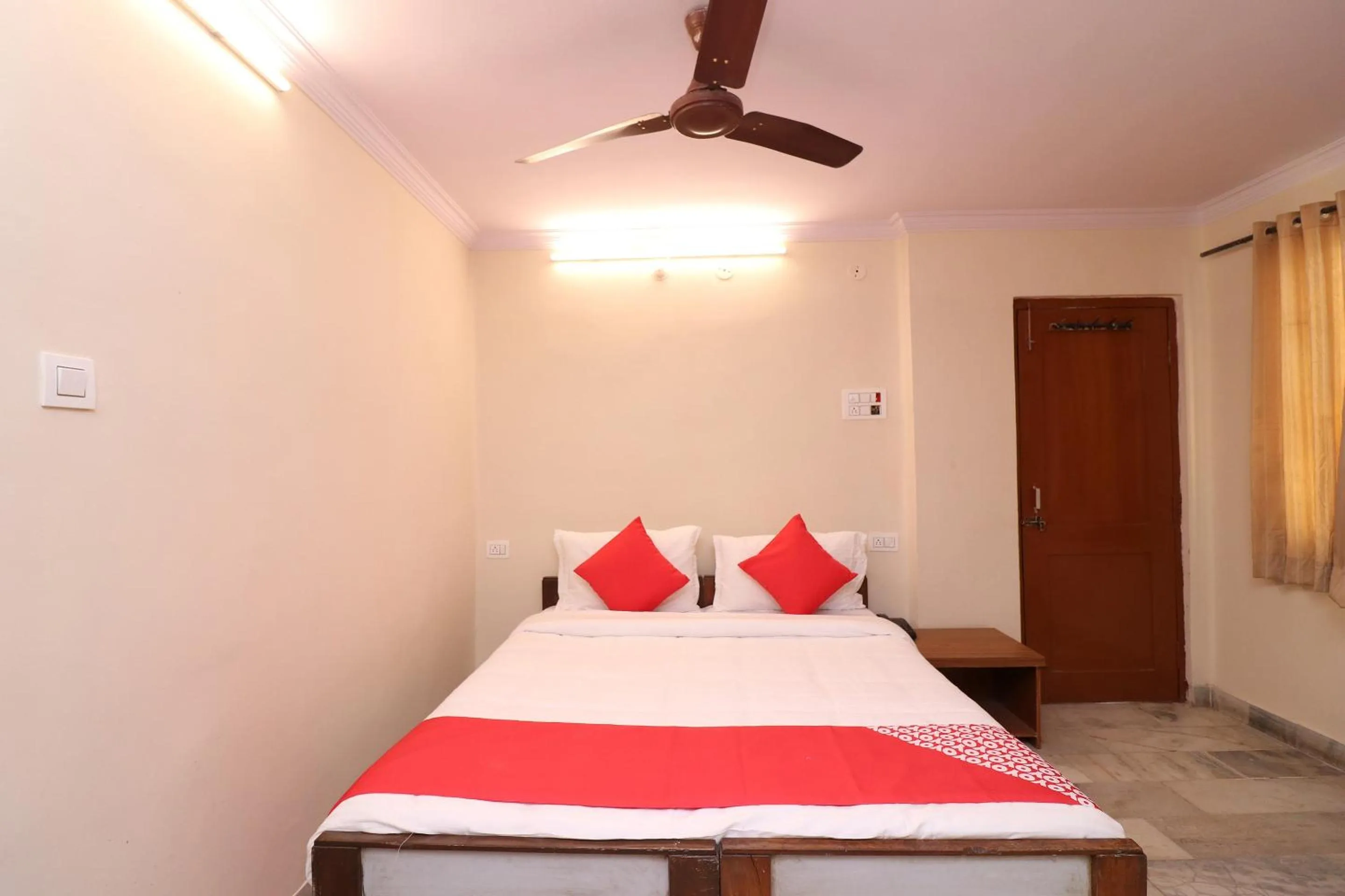 Bedroom, Bed in Hotel O Midtown