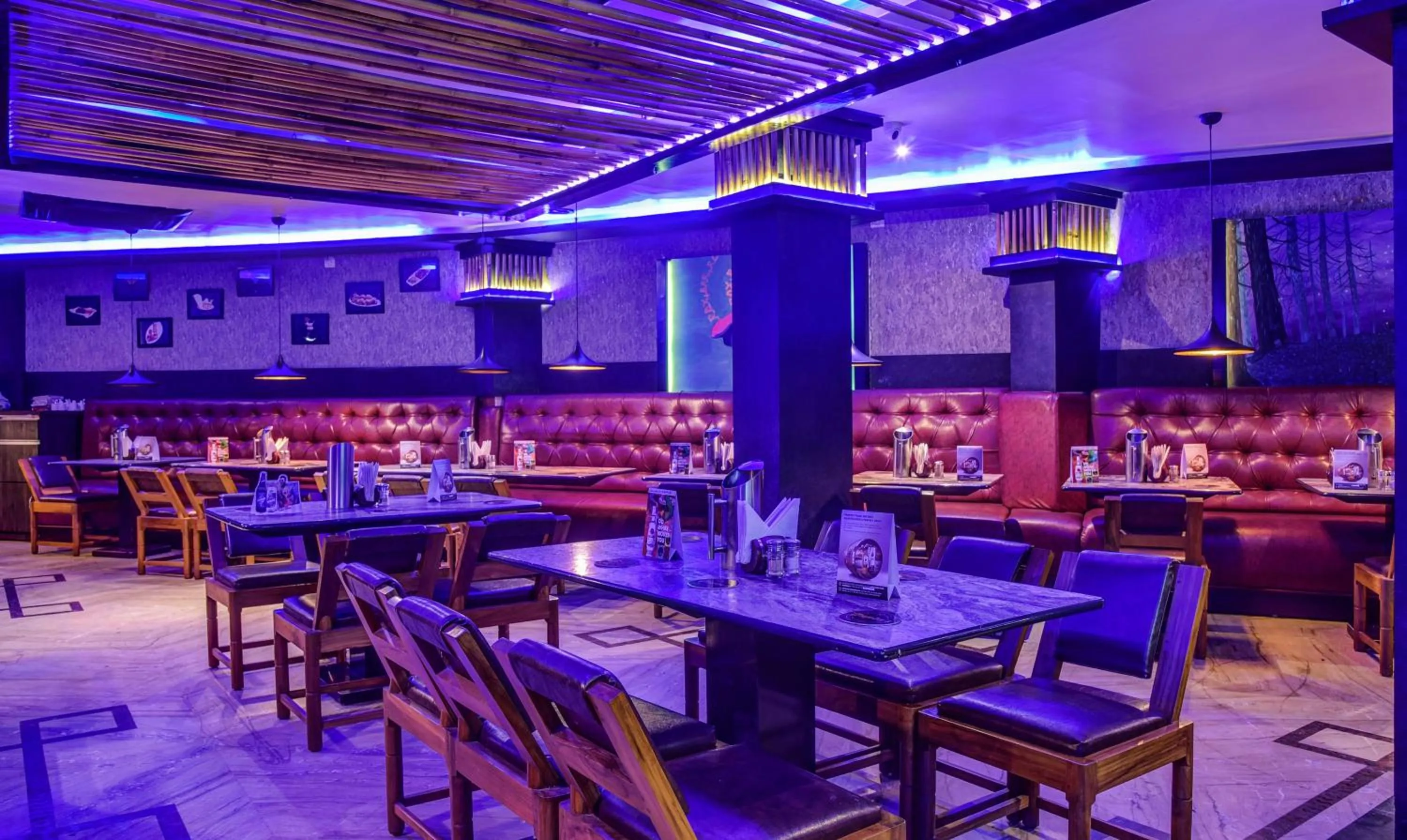 Lounge or bar in Itsy Hotels The Villa Retreat