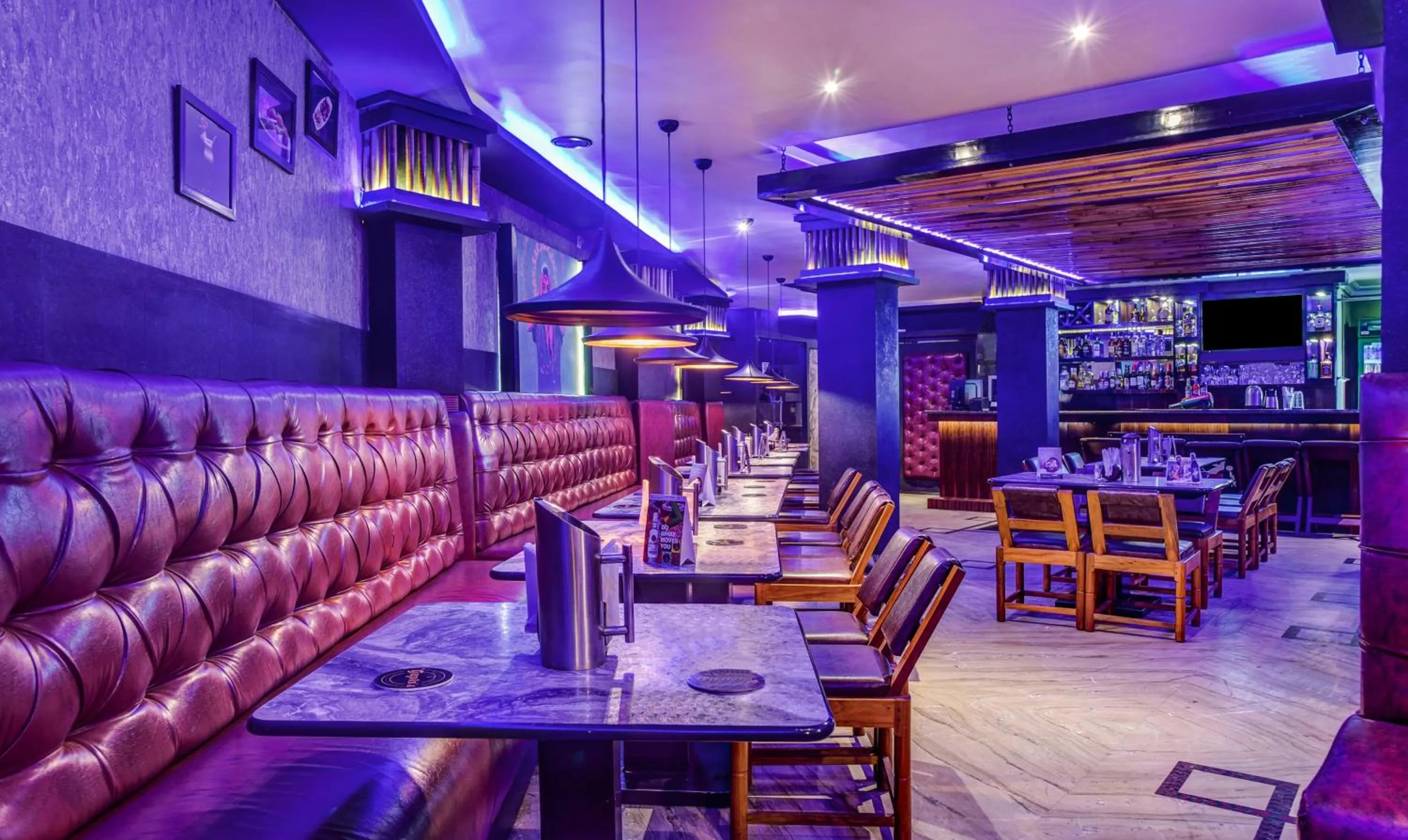 Lounge or bar in Itsy Hotels The Villa Retreat