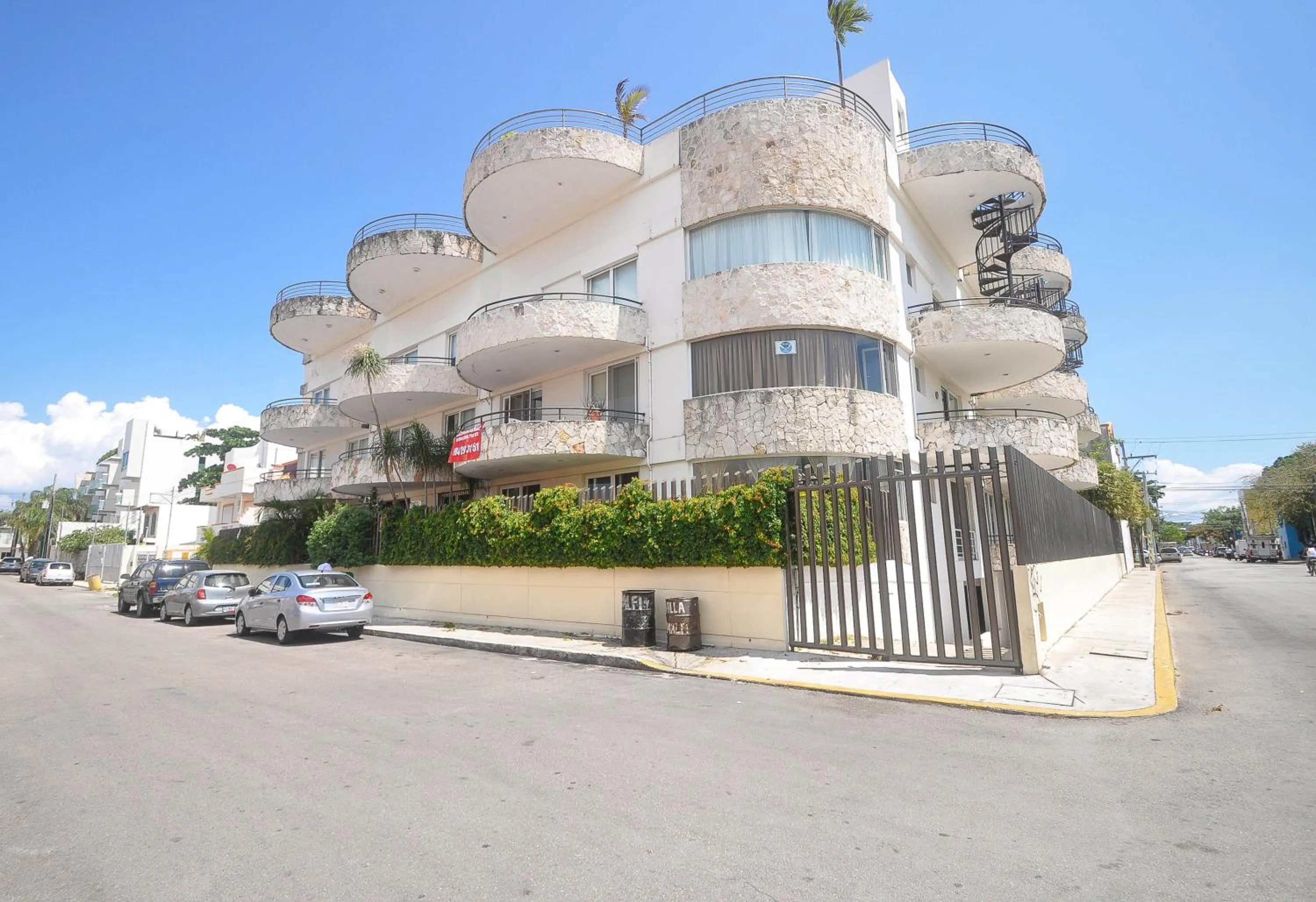 Facade/entrance in Phenomenal Location Near Beach & 5th with Stunning Roof Pool