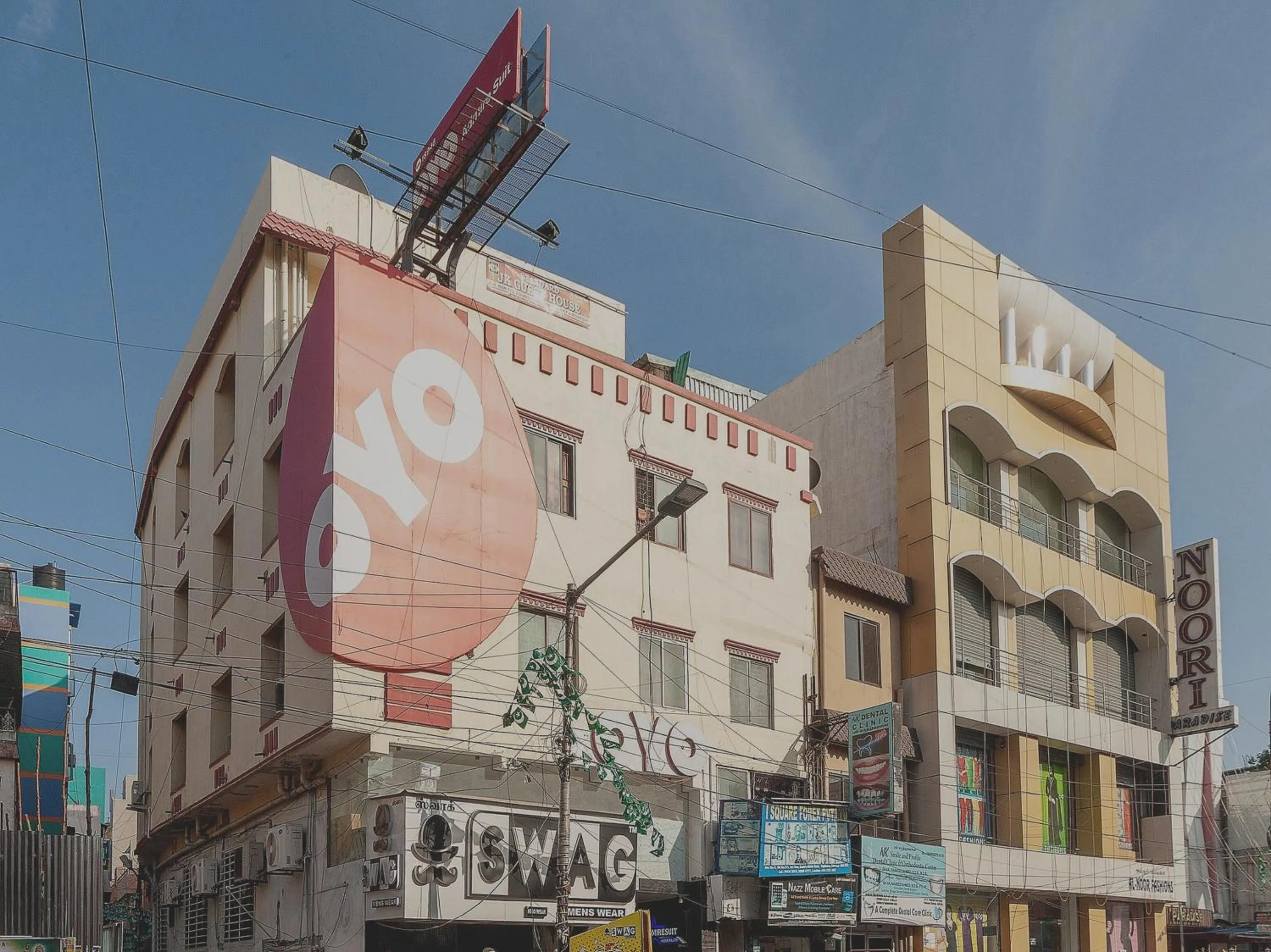 Facade/entrance in  Super OYO Capital O Admire Suit Hospitality