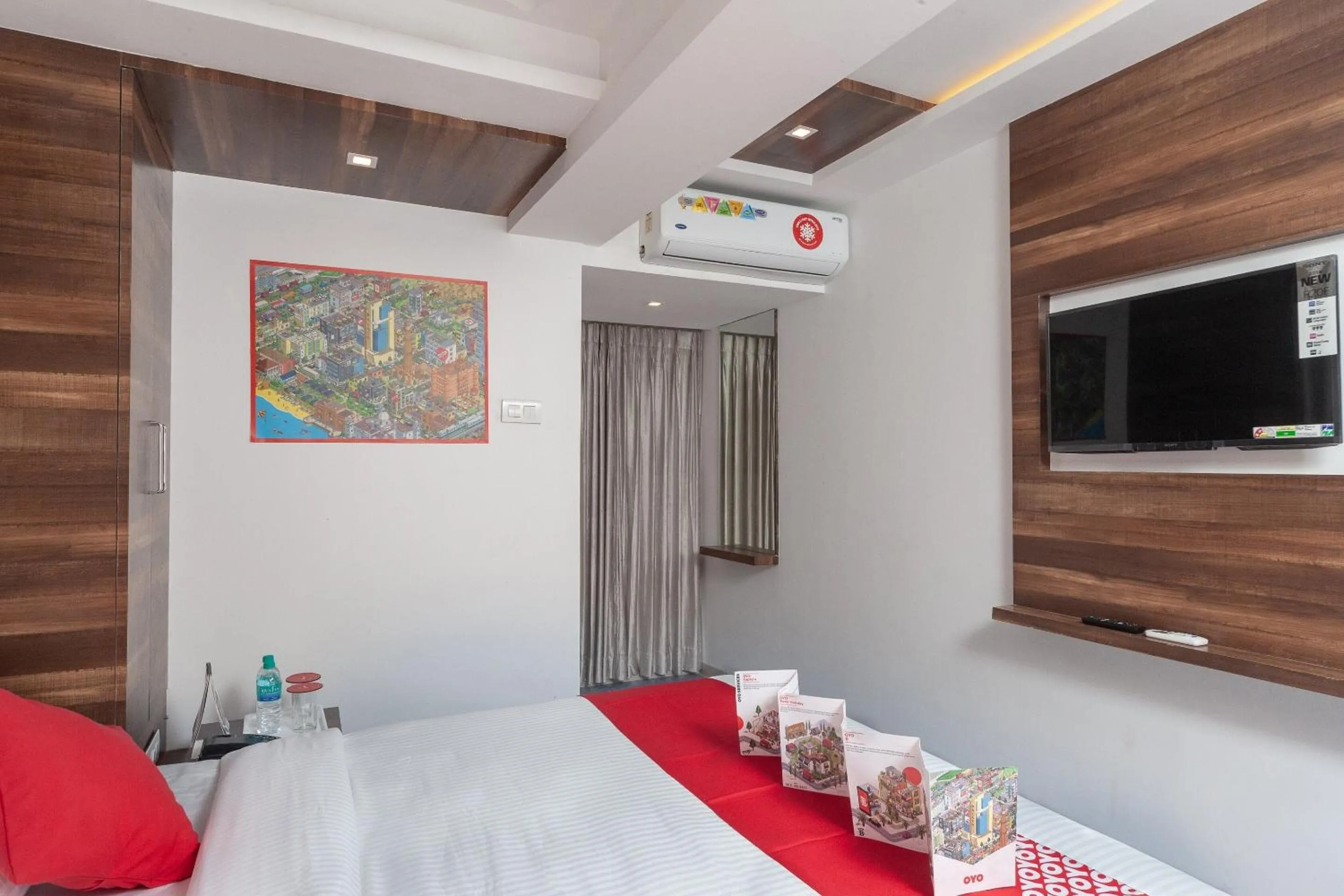 Bedroom in  Super OYO Capital O Admire Suit Hospitality